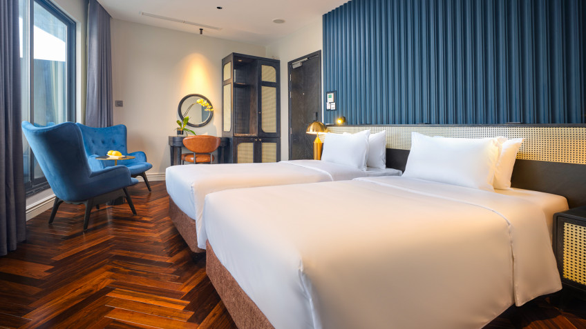 Elite of the Seas Cruise: Twin Suite Suitable for Two Friends