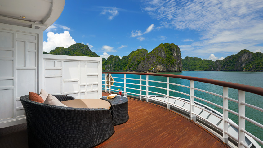 Spacious Private Terrace