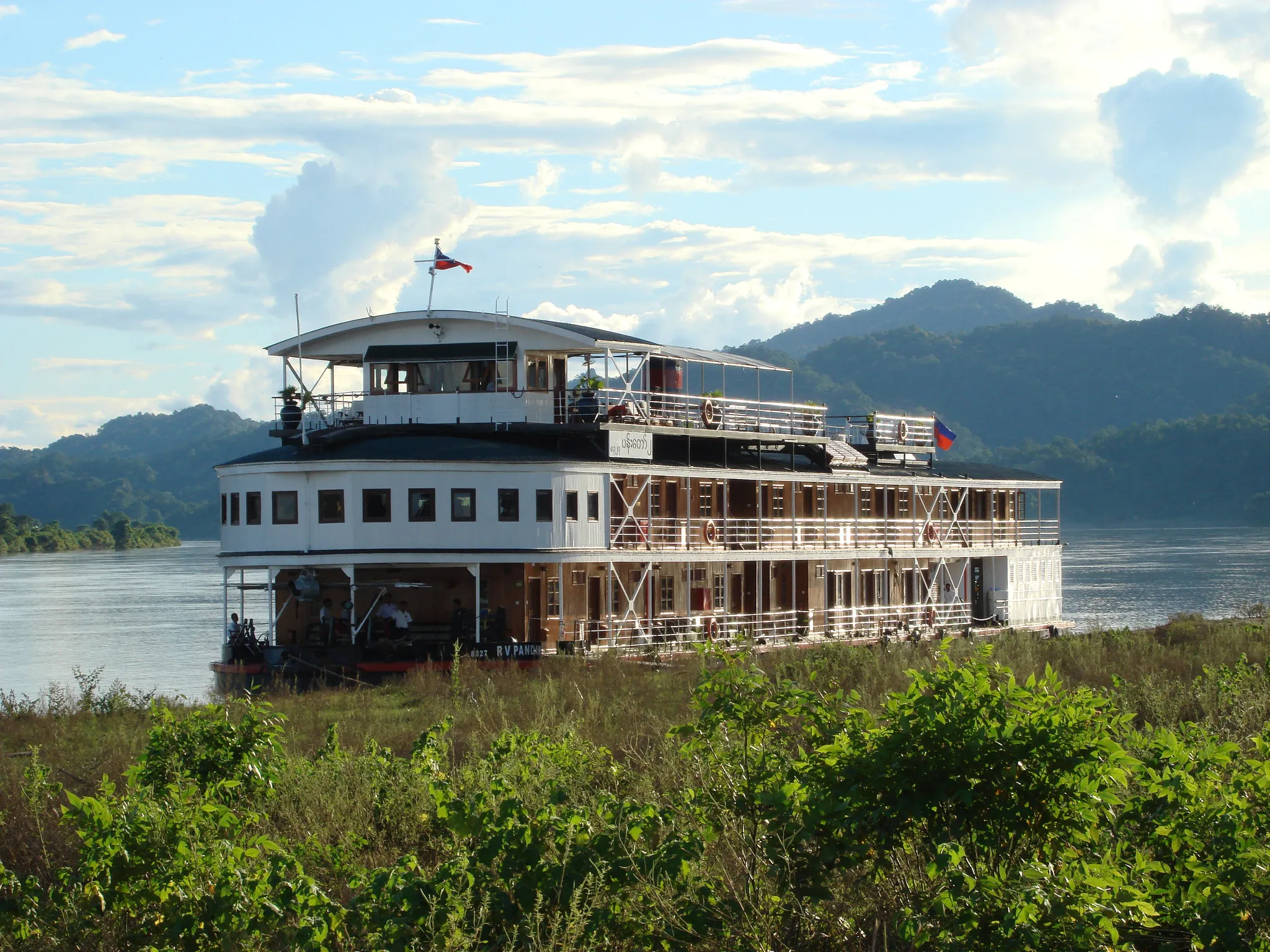 RV Pandaw II