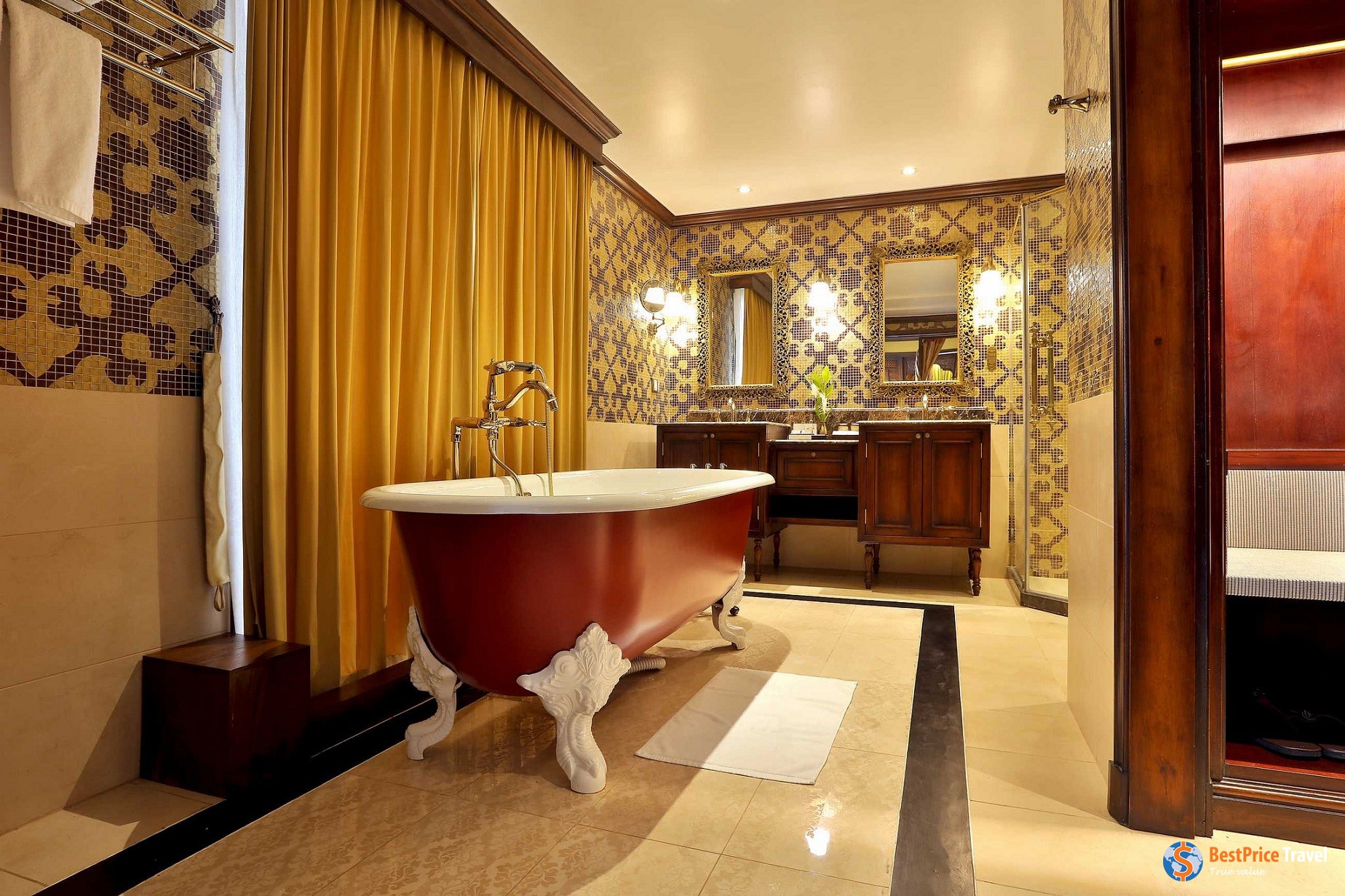 Royal Suite Bathroom