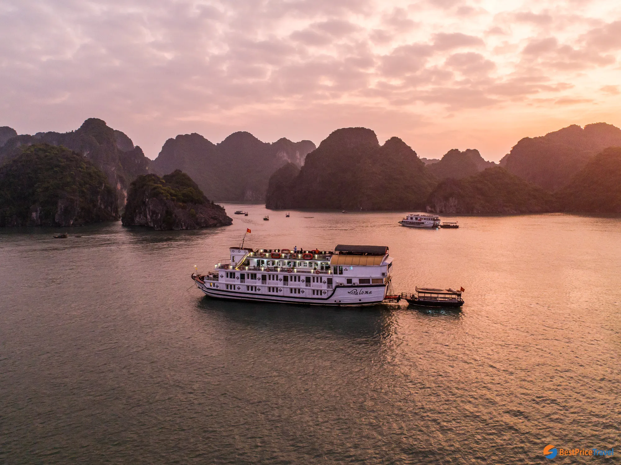 Paloma Cruise Halong Bay