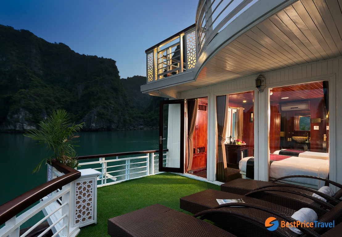 Paloma Family Executive Suite Balcony