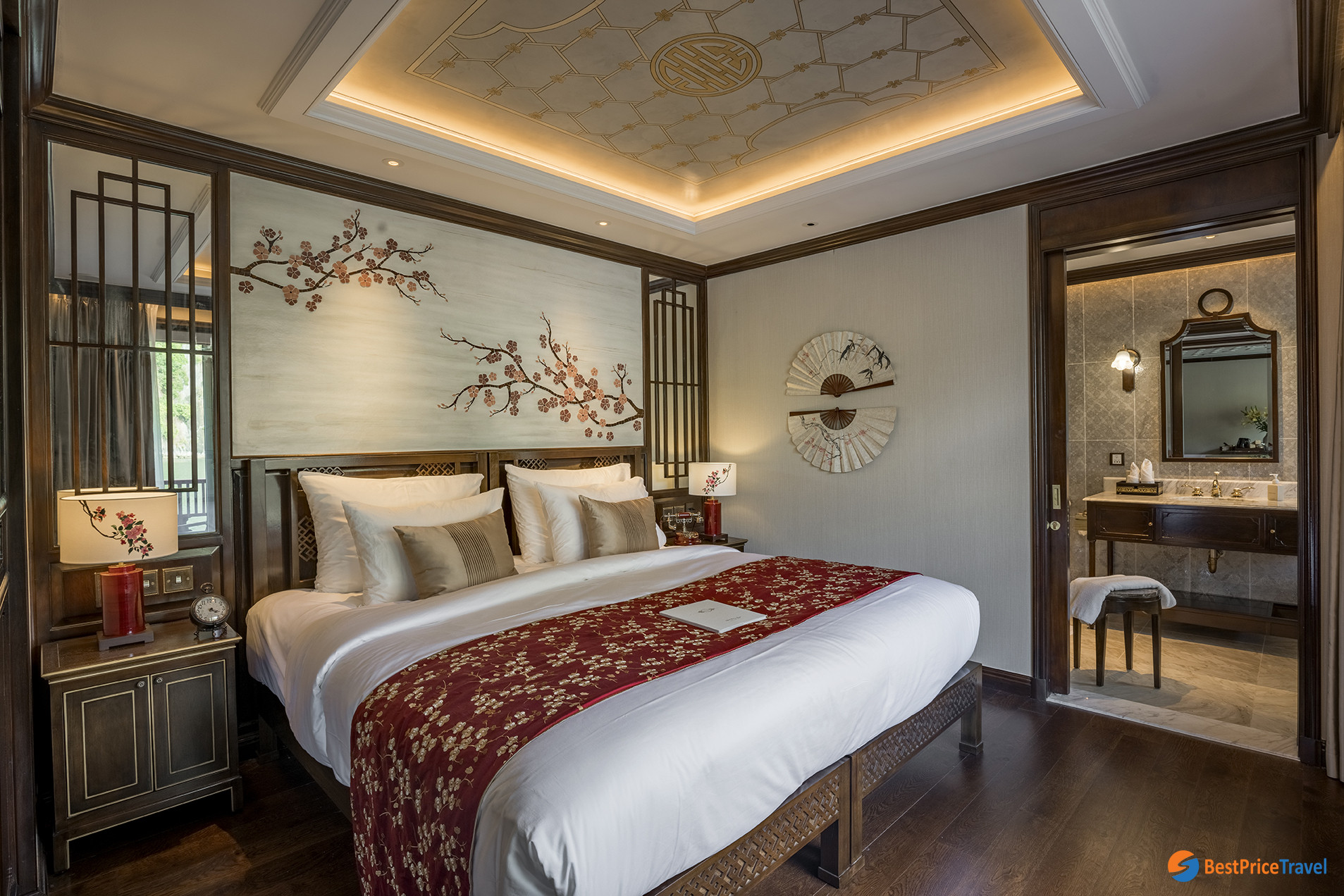 Ylang Signature Suite