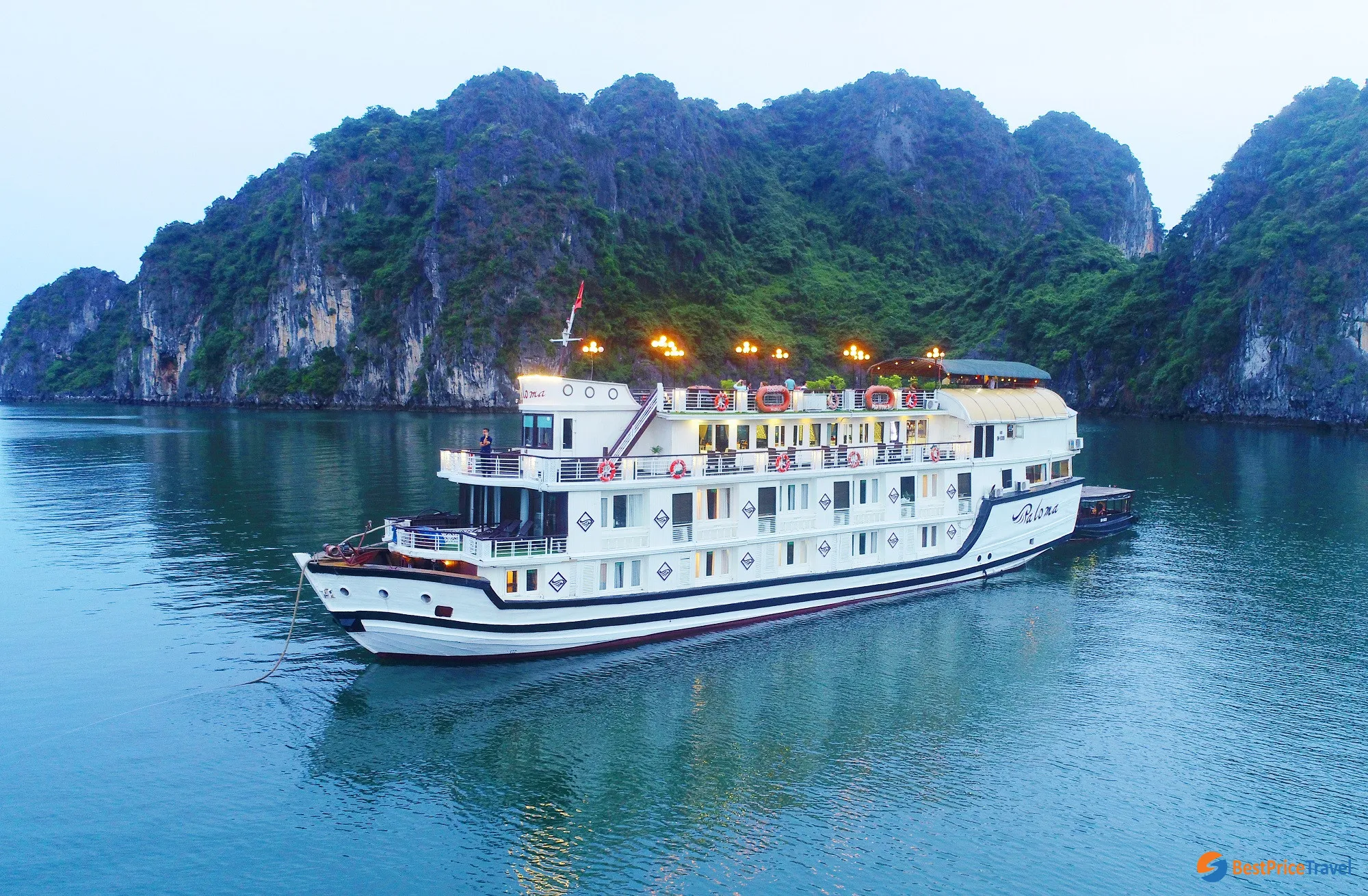 Paloma Cruise Halong Bay