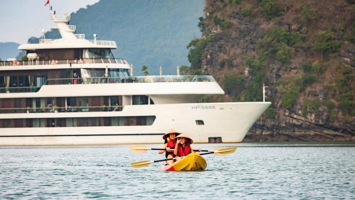 Stellar Of The Seas Cruise Kayaking