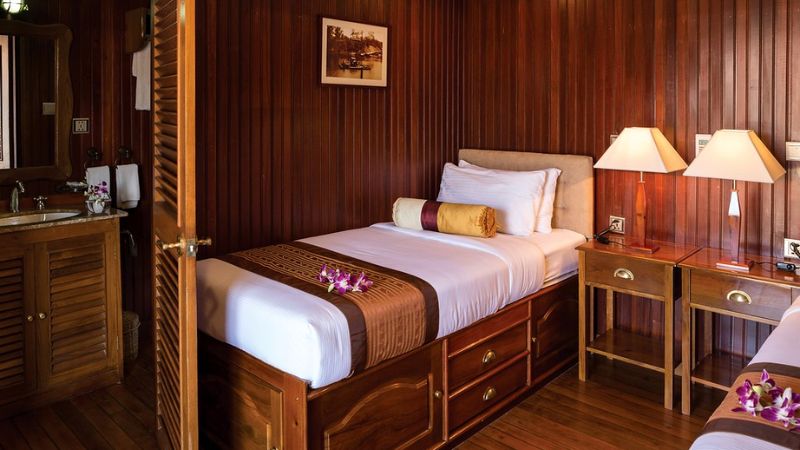 Laos Pandaw Stateroom