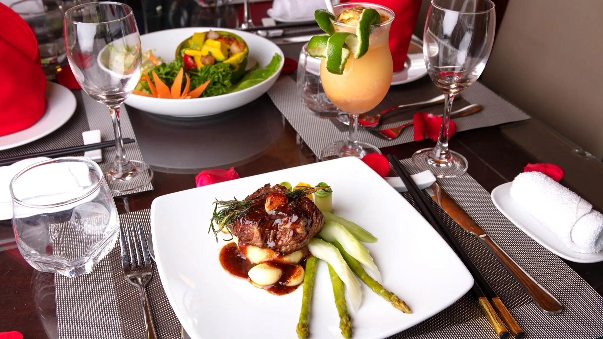 Favorful dishes decorated beautifully
