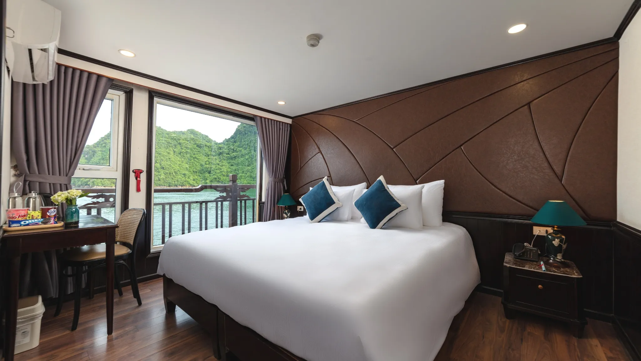 Junior Connecting Double Room