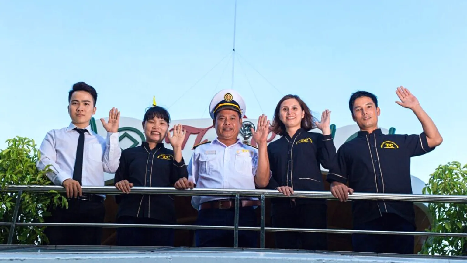 Warm Welcome From The Crew