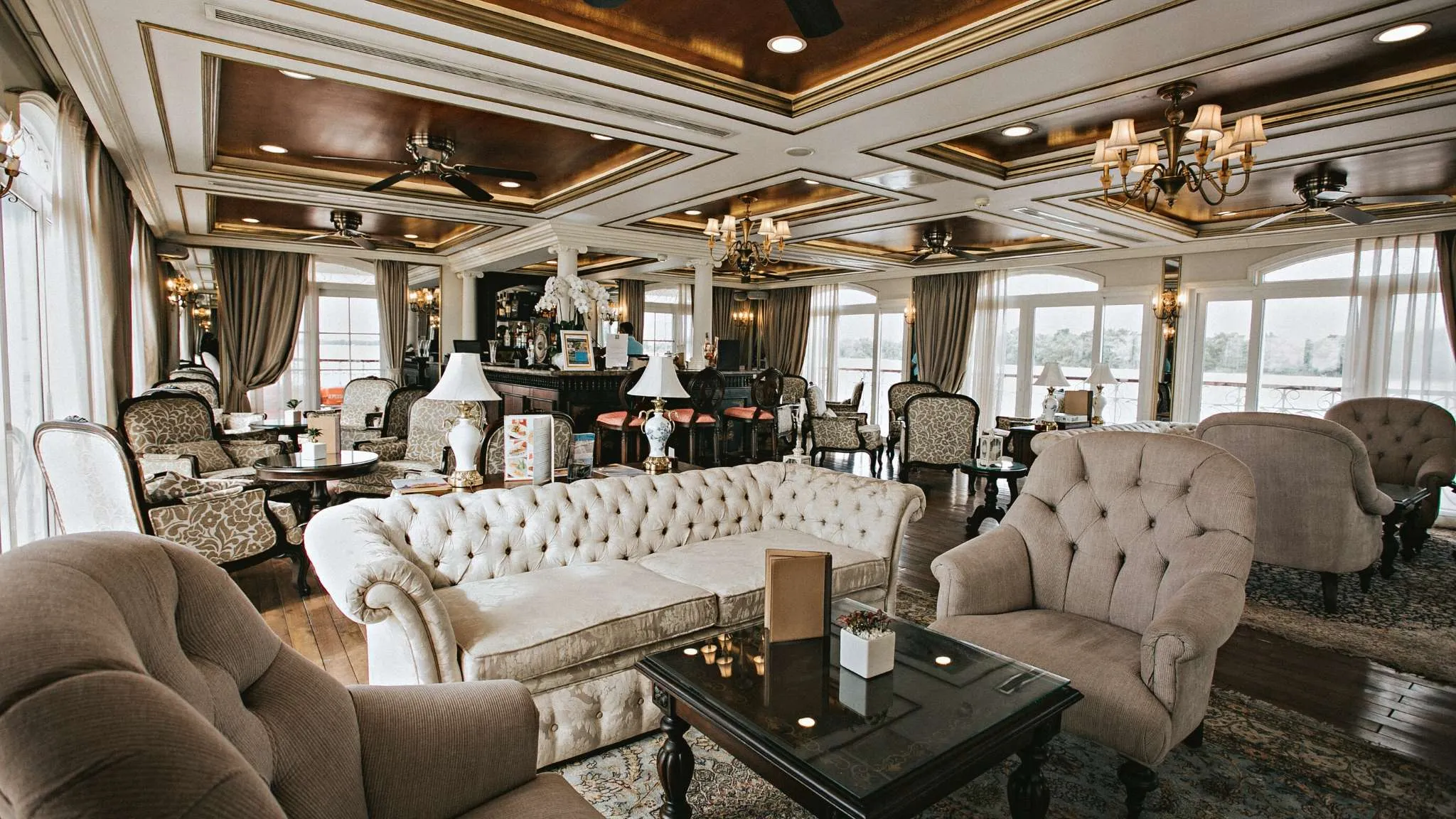 Luxury Lounge for Fullest Relaxation