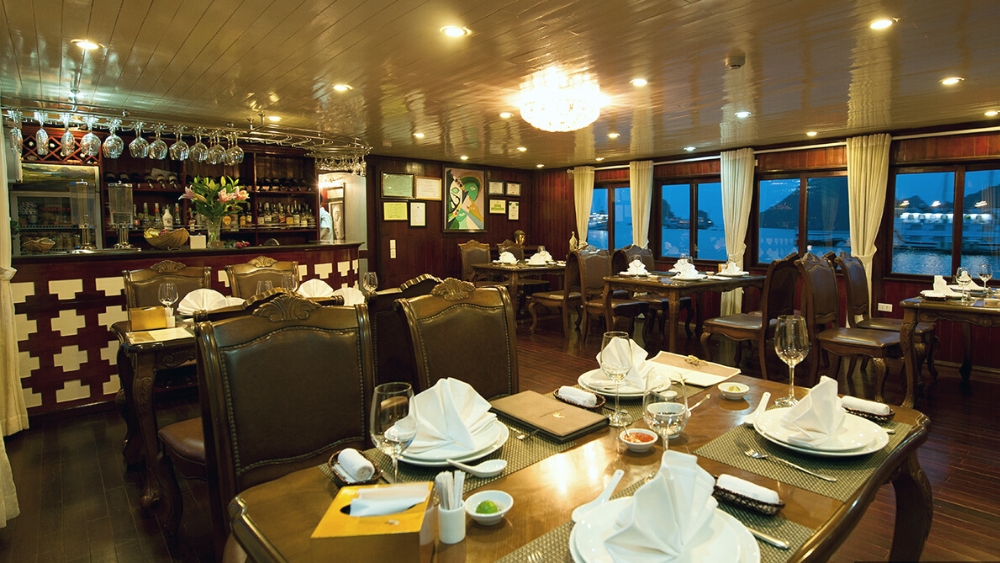 Overview of the Restaurant and Bar