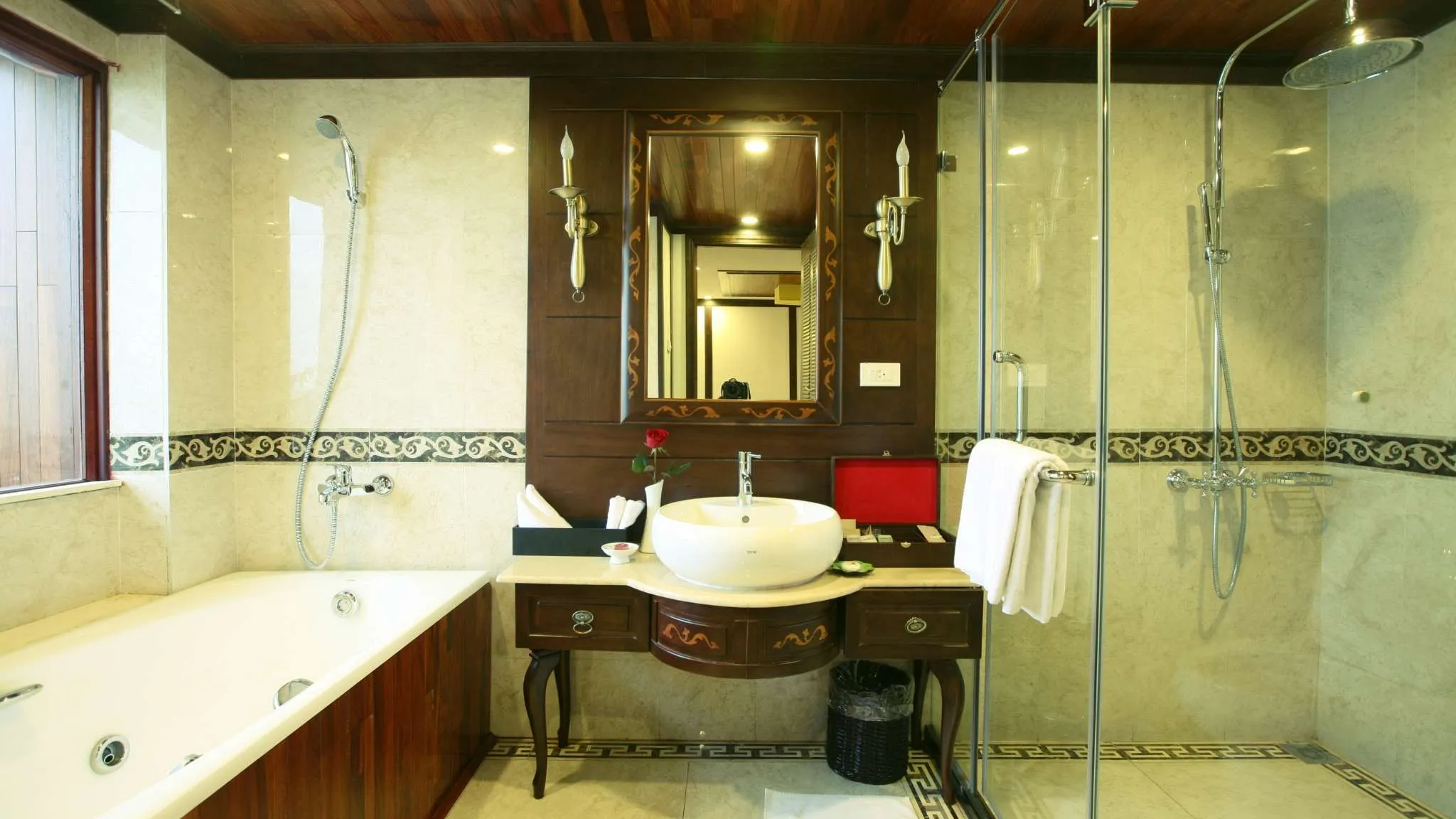 Convenient & Bright Bathroom