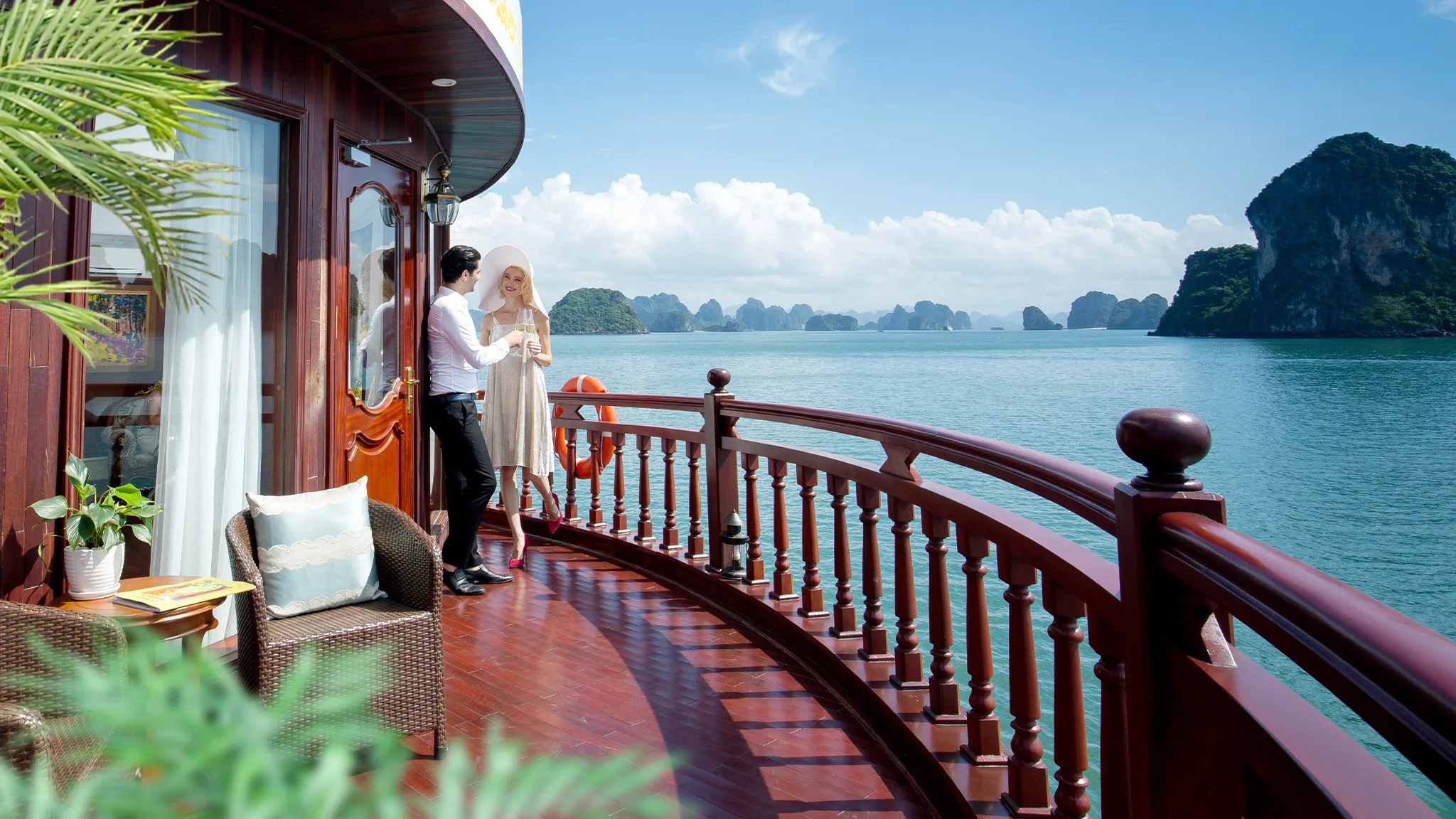 See the gorgeous Lan Ha Bay