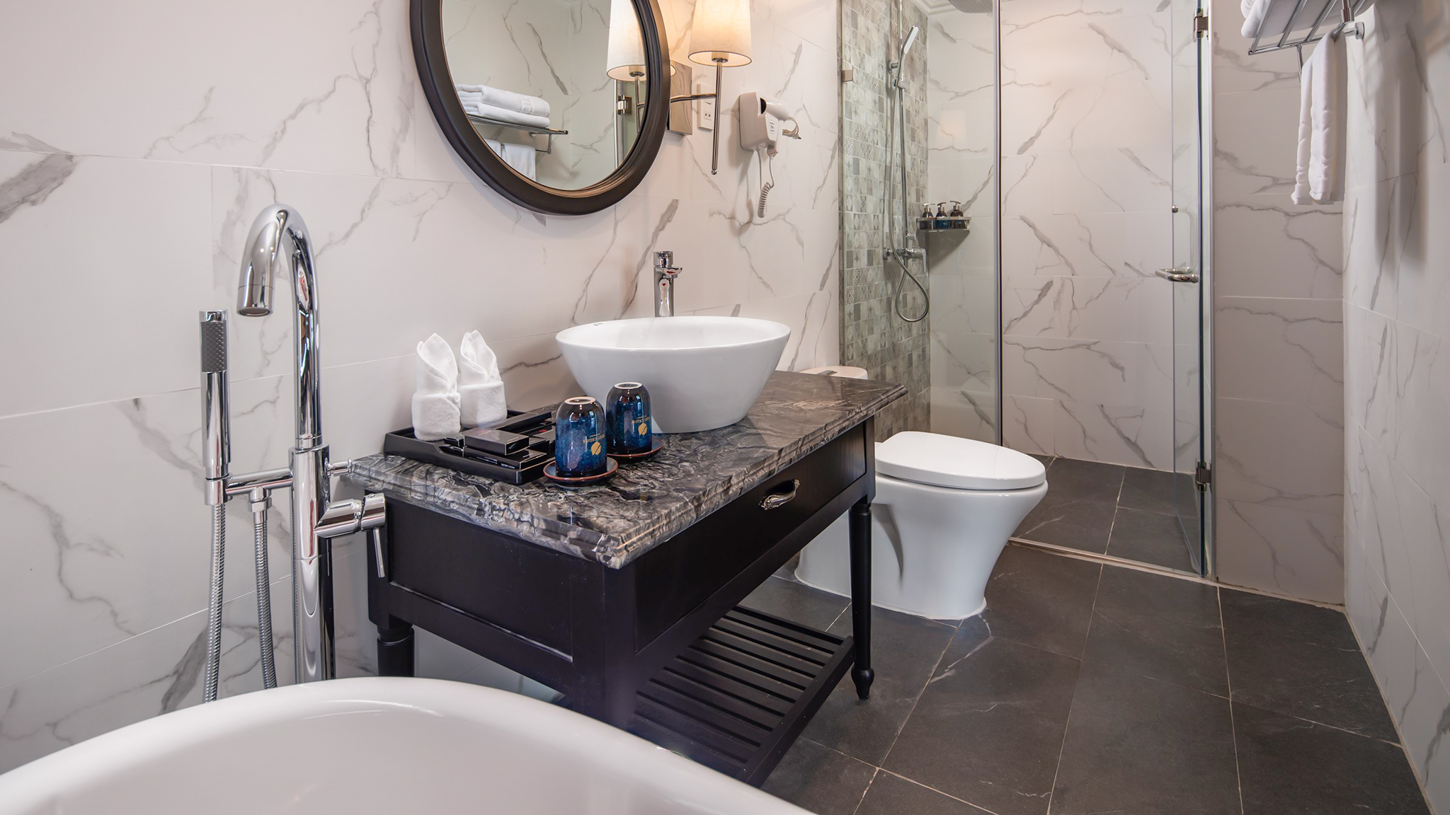 Modern facilities in the Bathroom