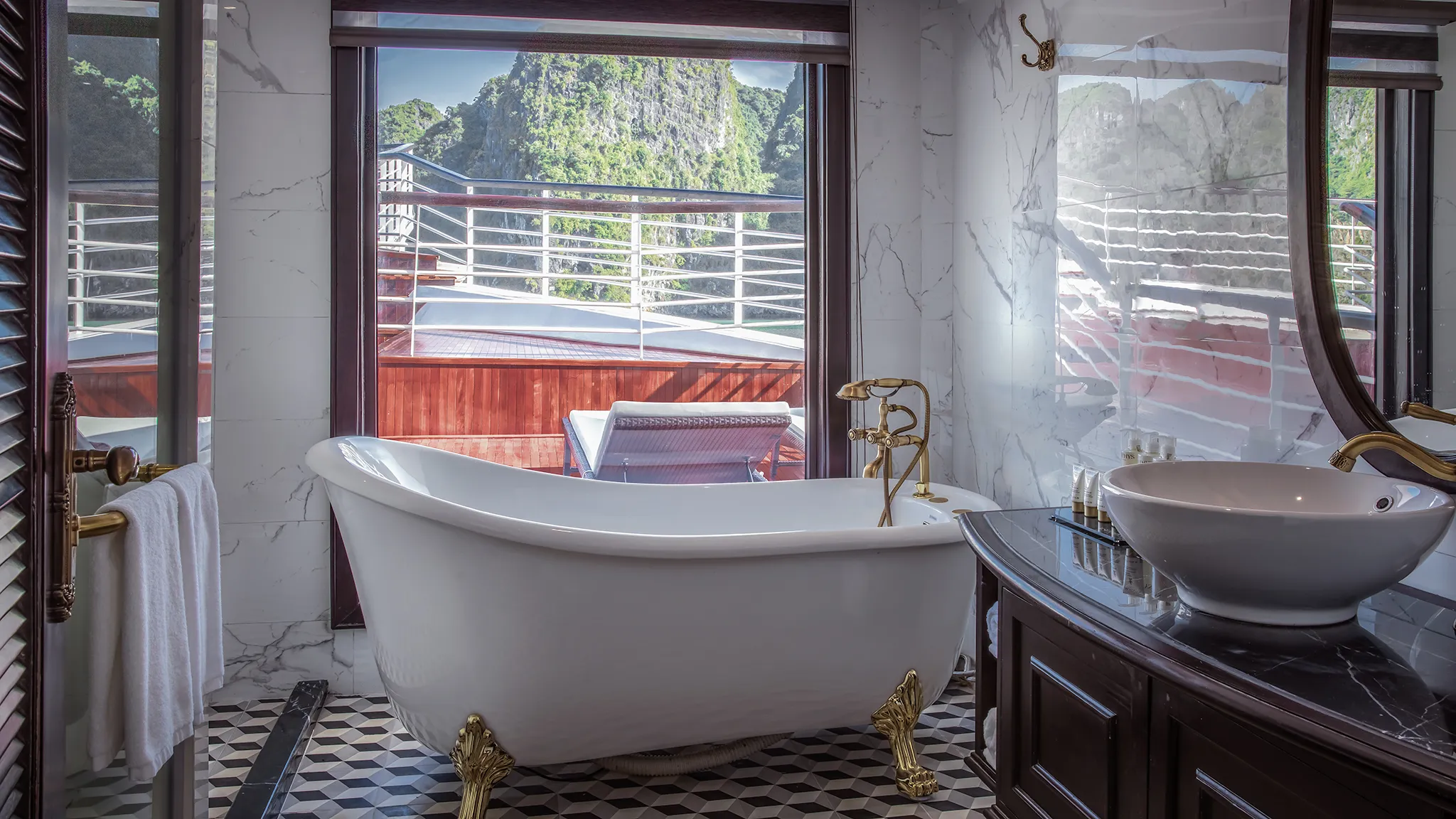 Bright bathroom