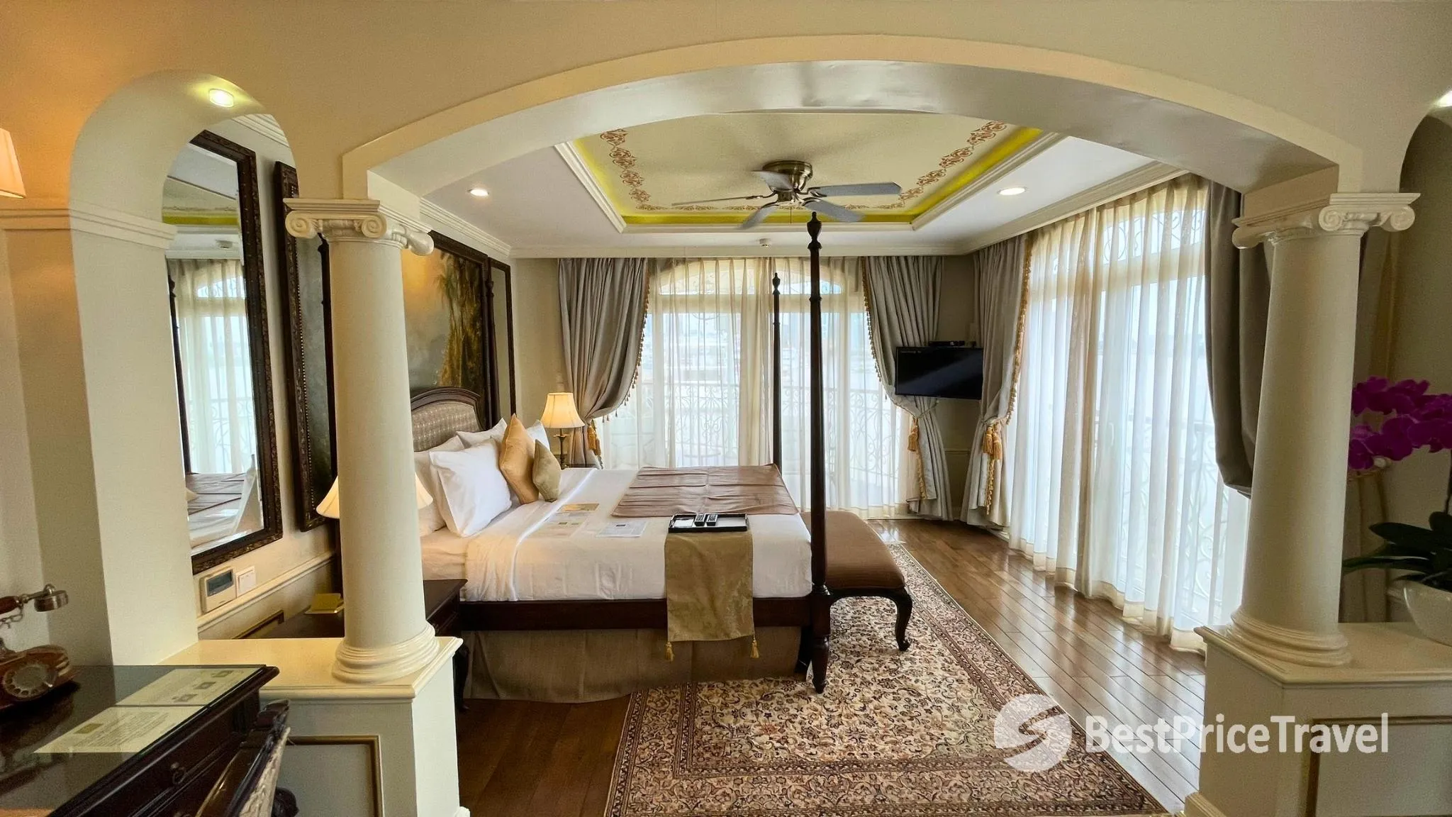 Comfortable King Bed