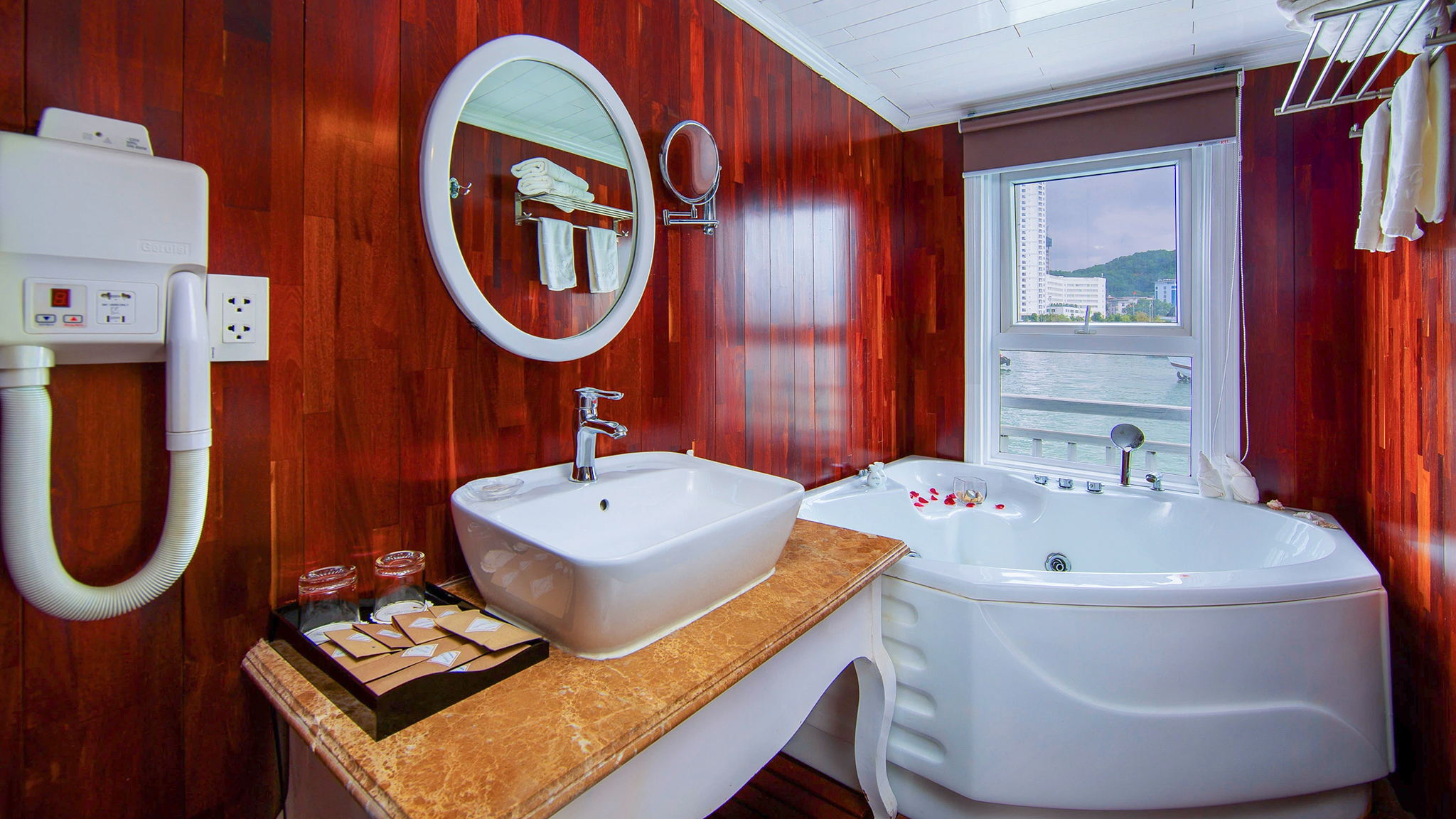 Spotless and Shiny Bathroom