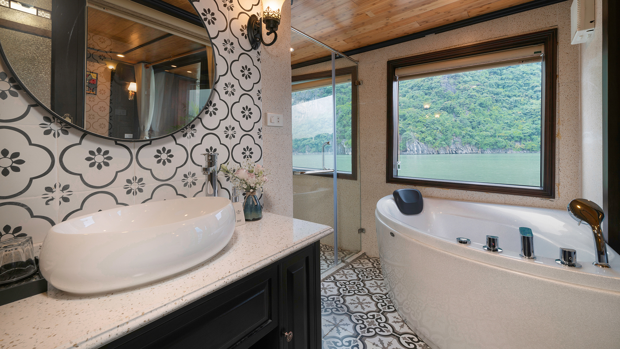 Newly Furnished Bathroom