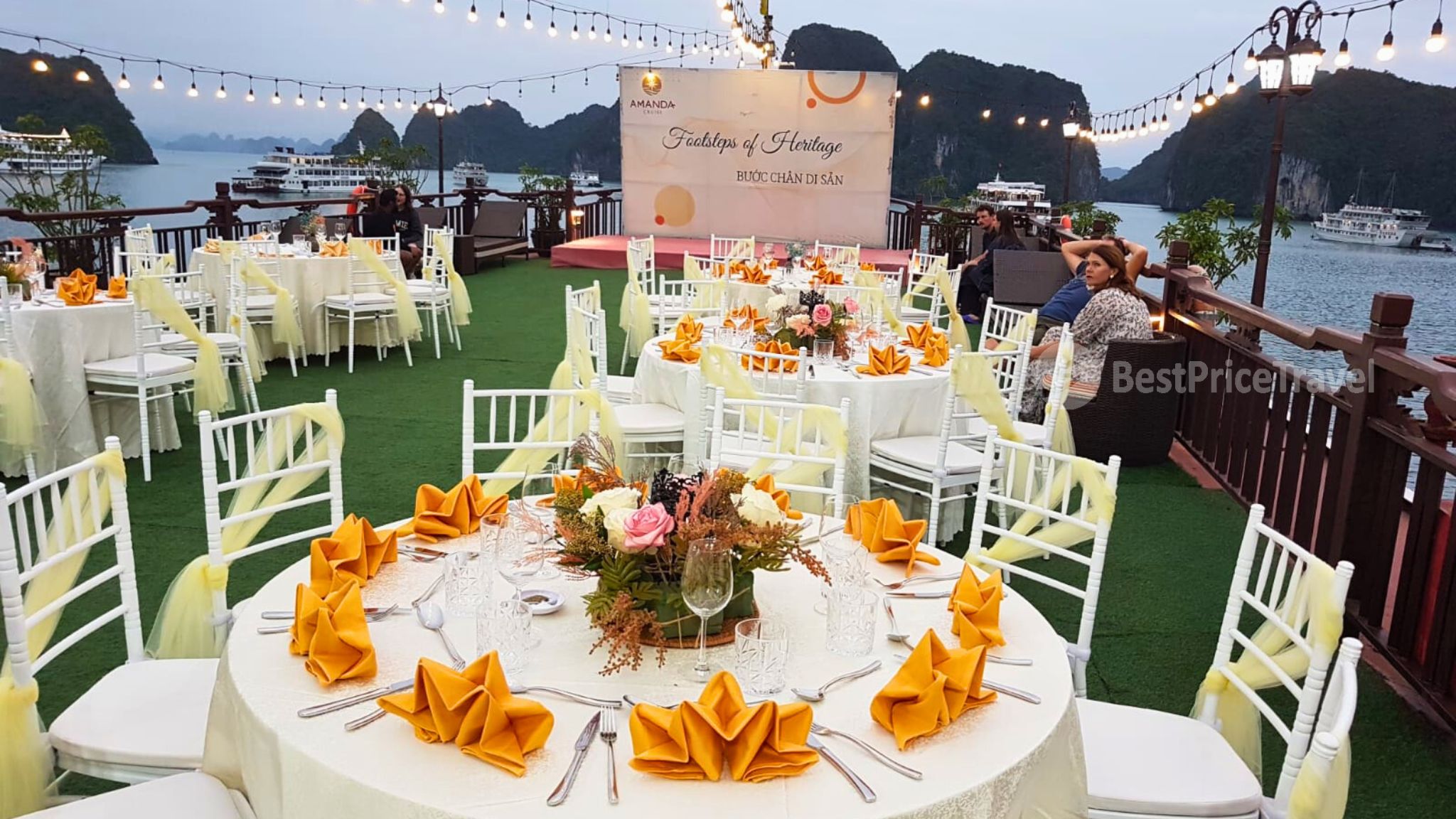 Having memorable dining experiences with the engaging gala dinner on the sundeck.