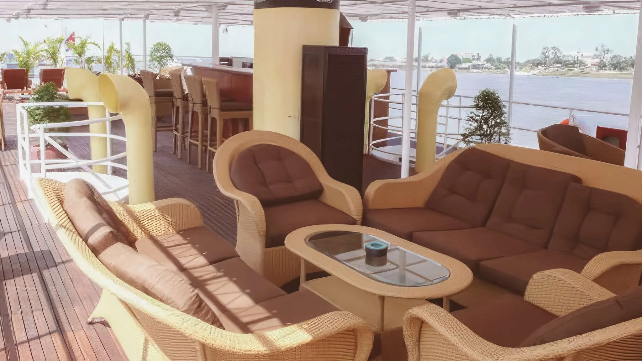 Wonderful outside lounge for chilling out