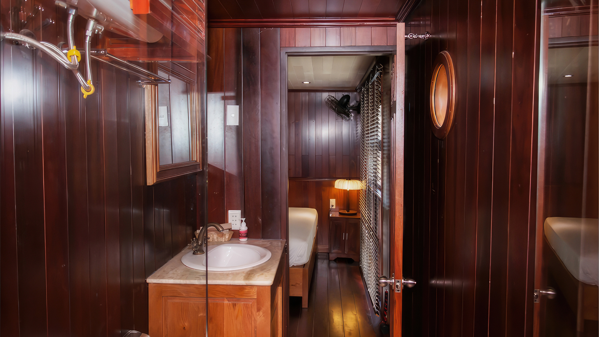 Modern Bathroom Fulfillments