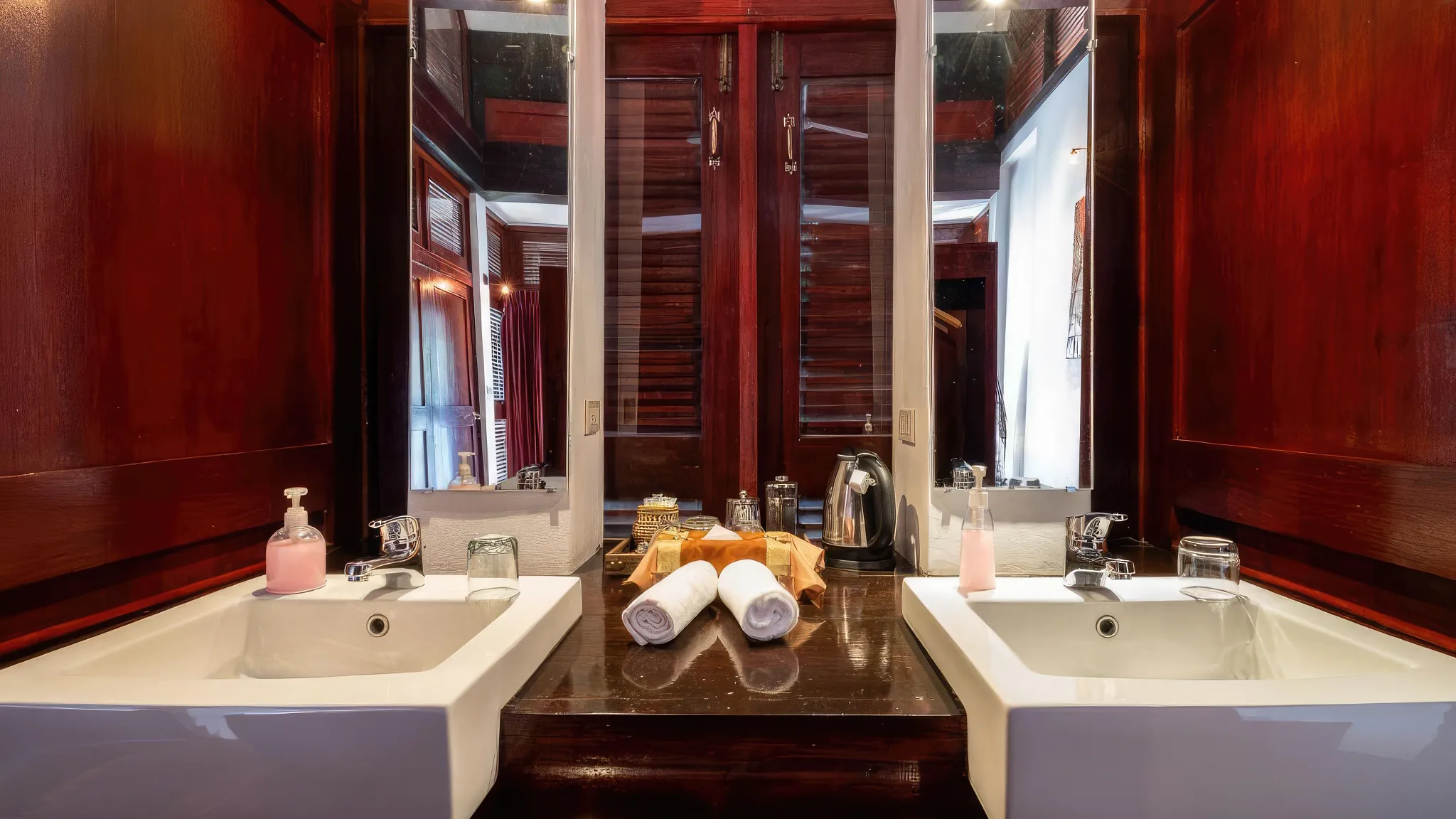 Modern amenities in Bathroom