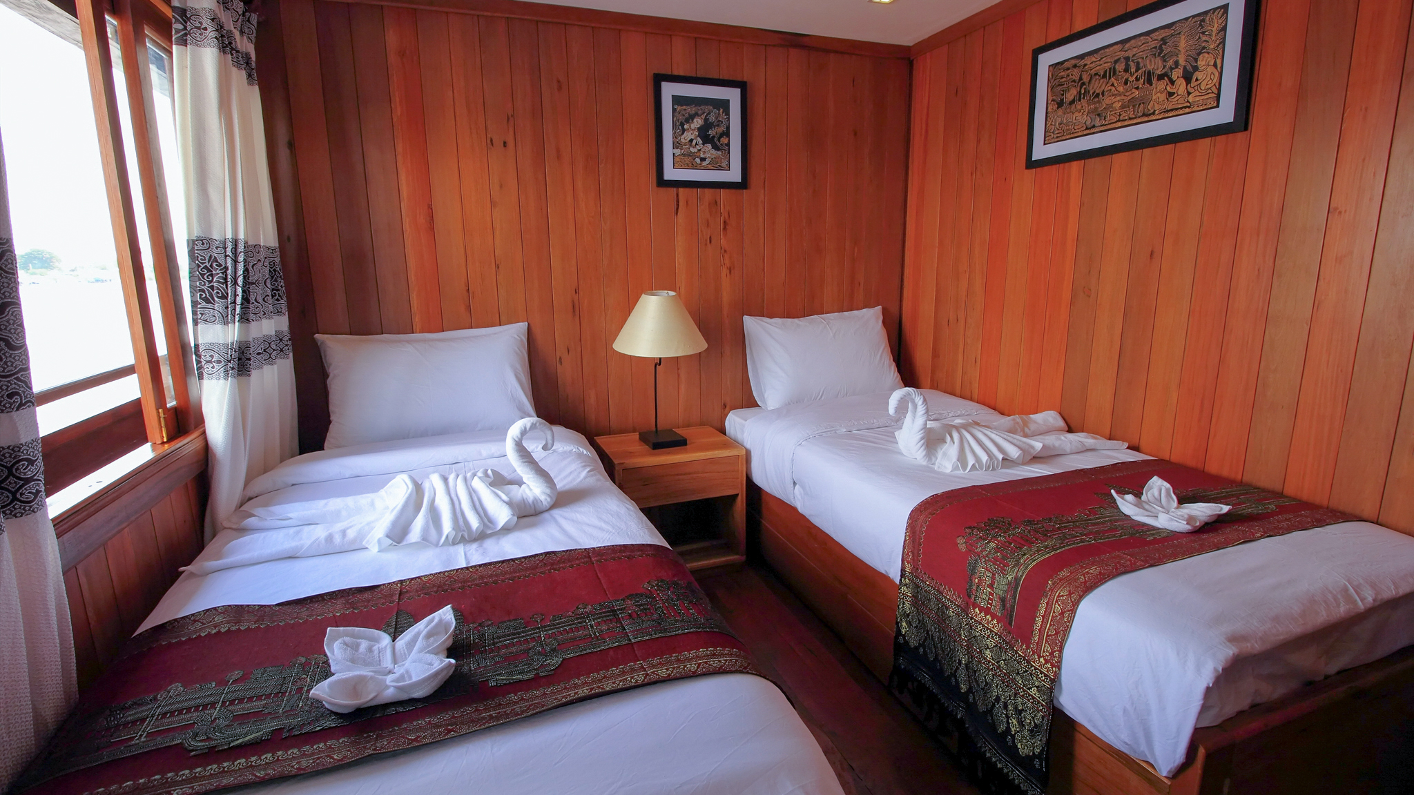 Superior Cabin with twin beds