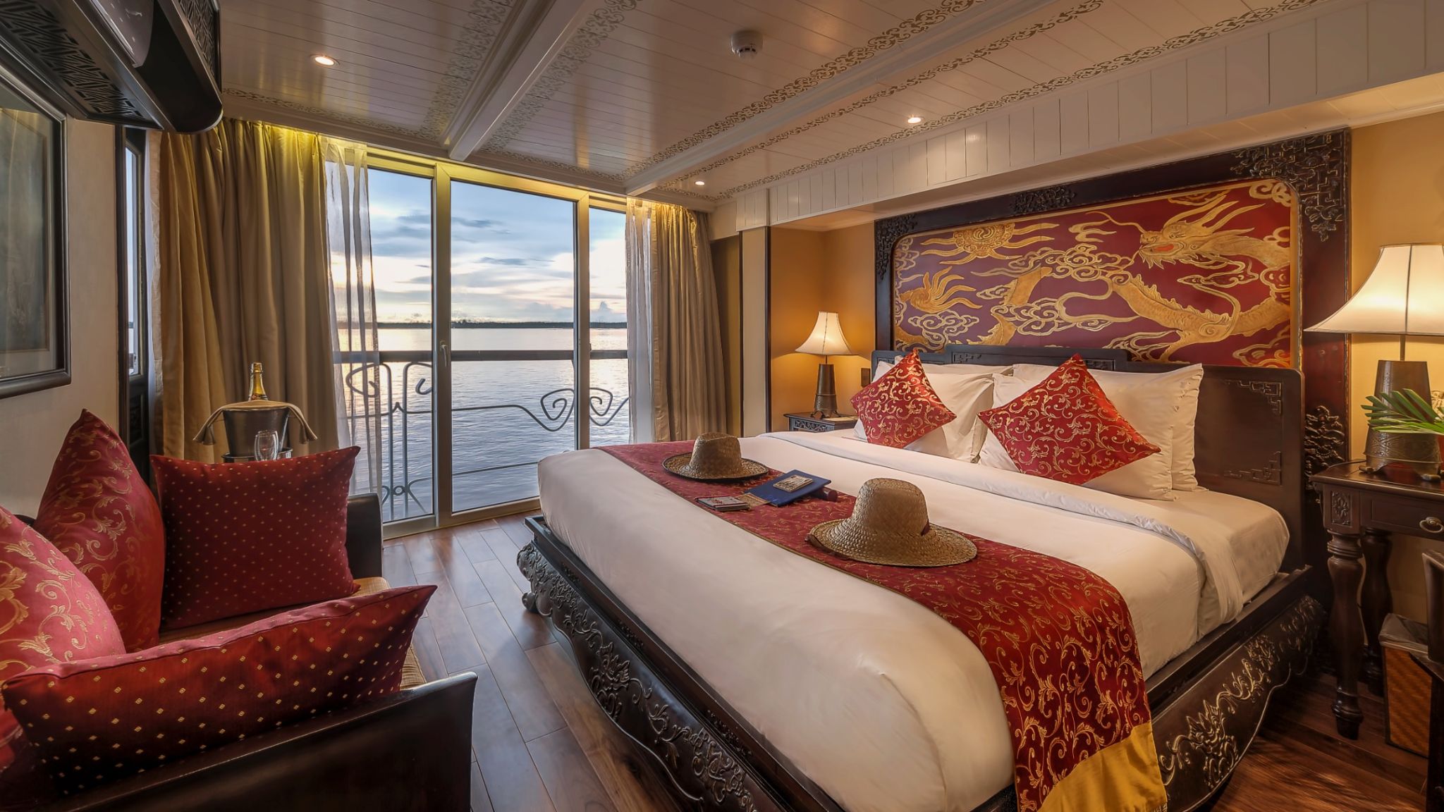 Signature Statesroom Overview