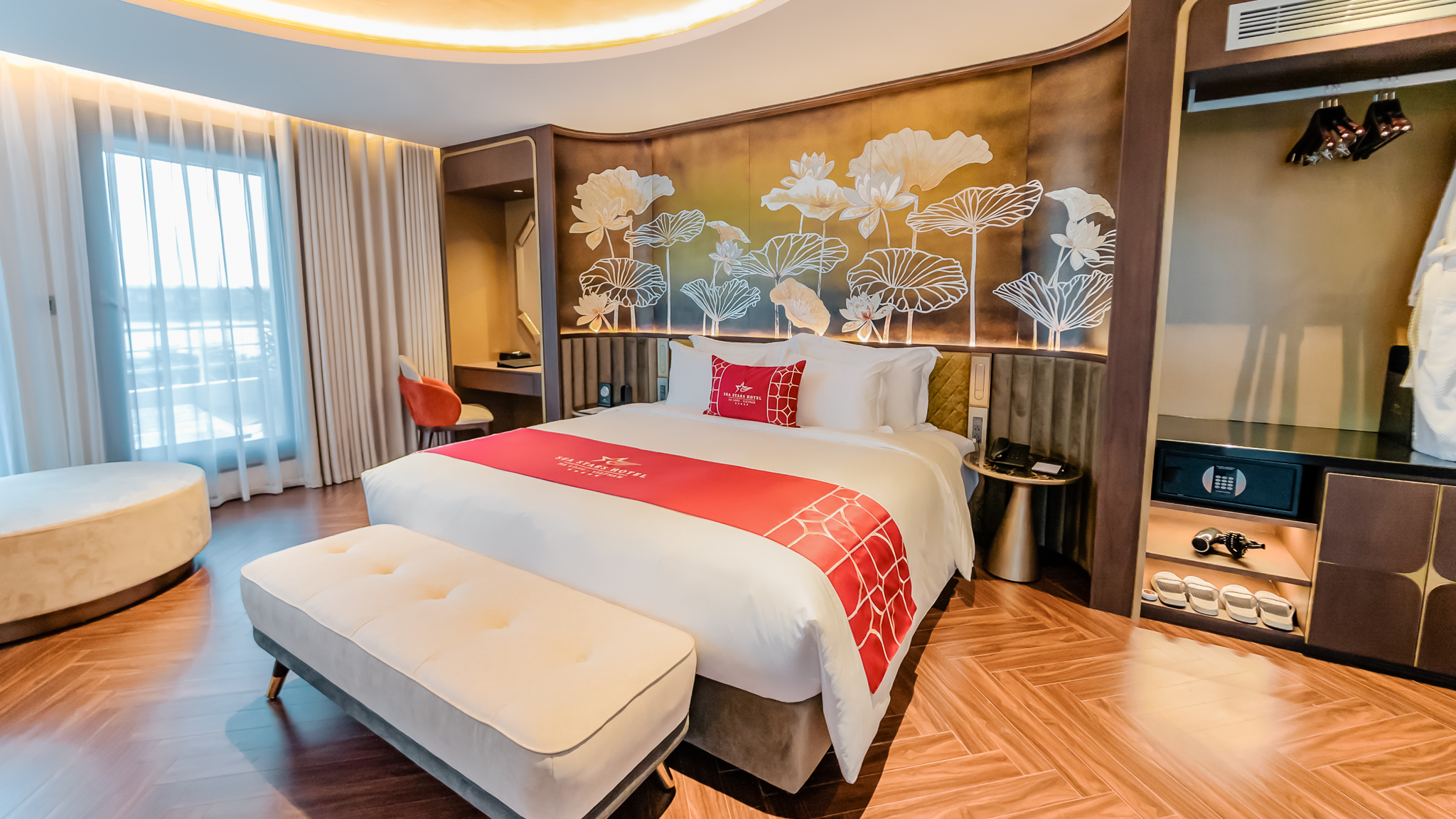 Double king bed for couple