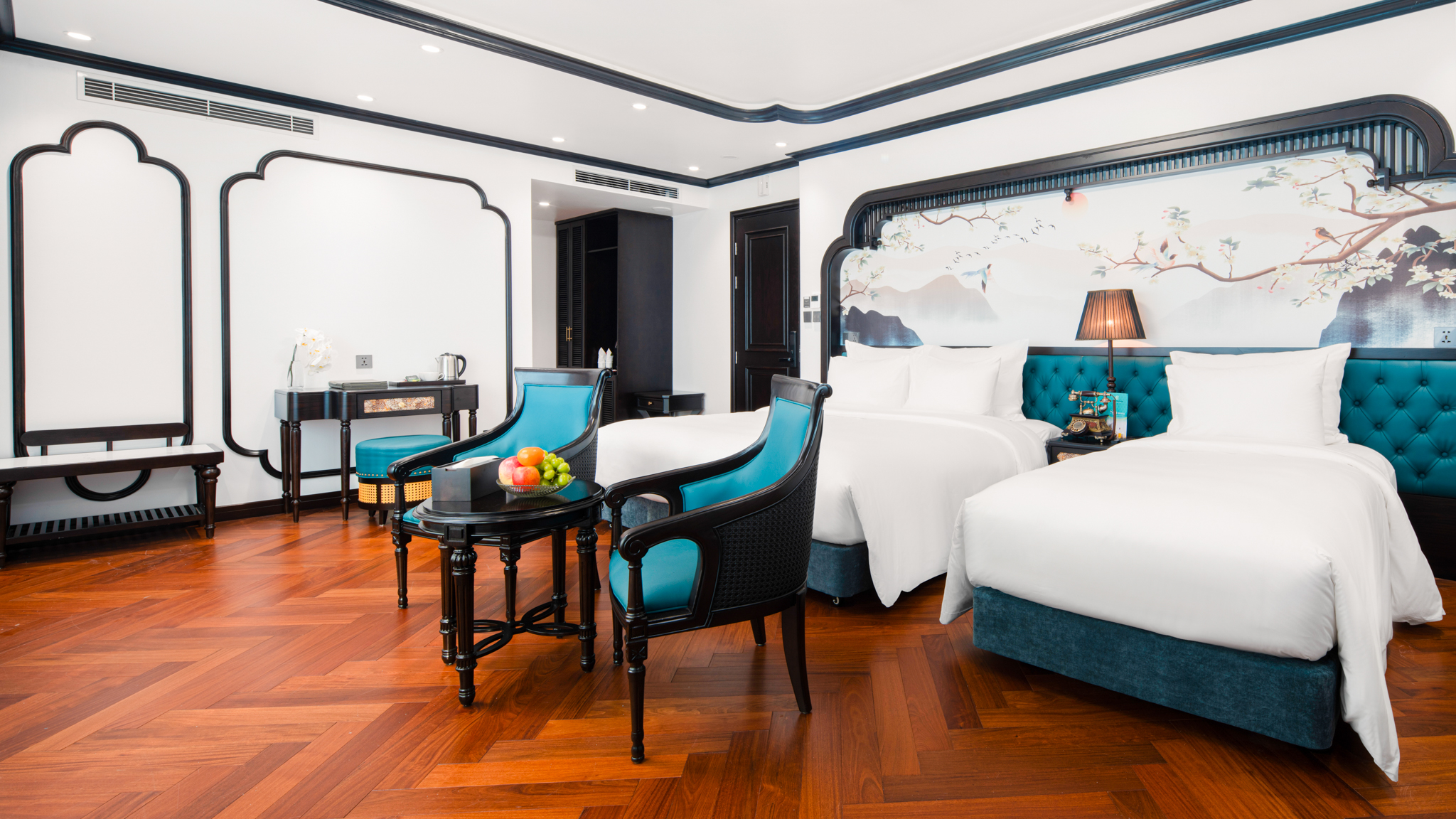 Beautiful White Decorations