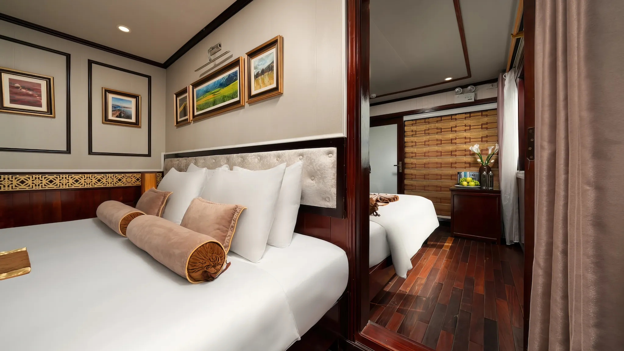 Deluxe Connecting Room