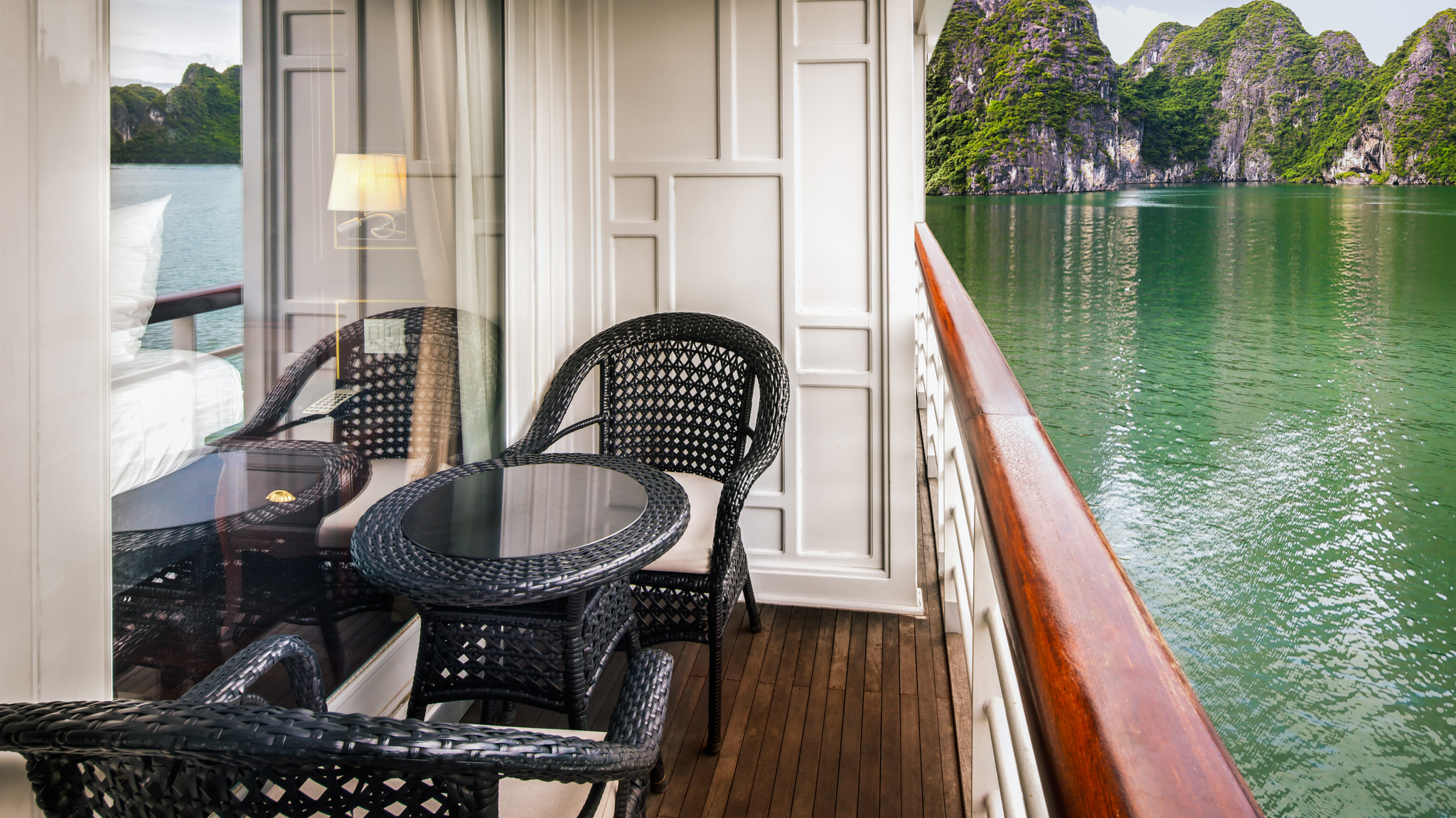 Large Private Sitting Area