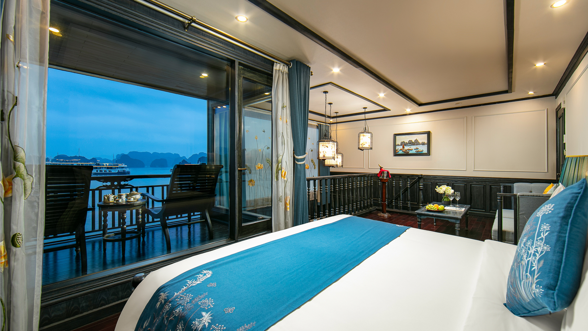 Relax in bed and see gorgeous views