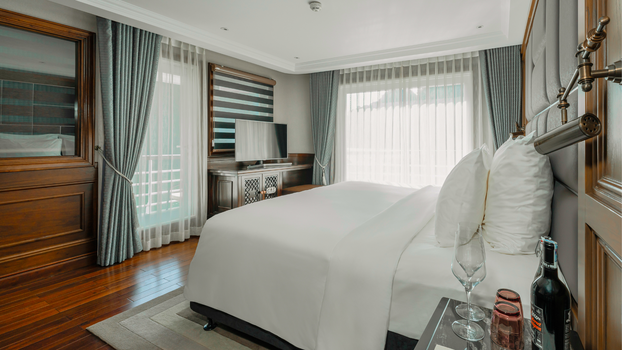 Ambassador Balcony Suites