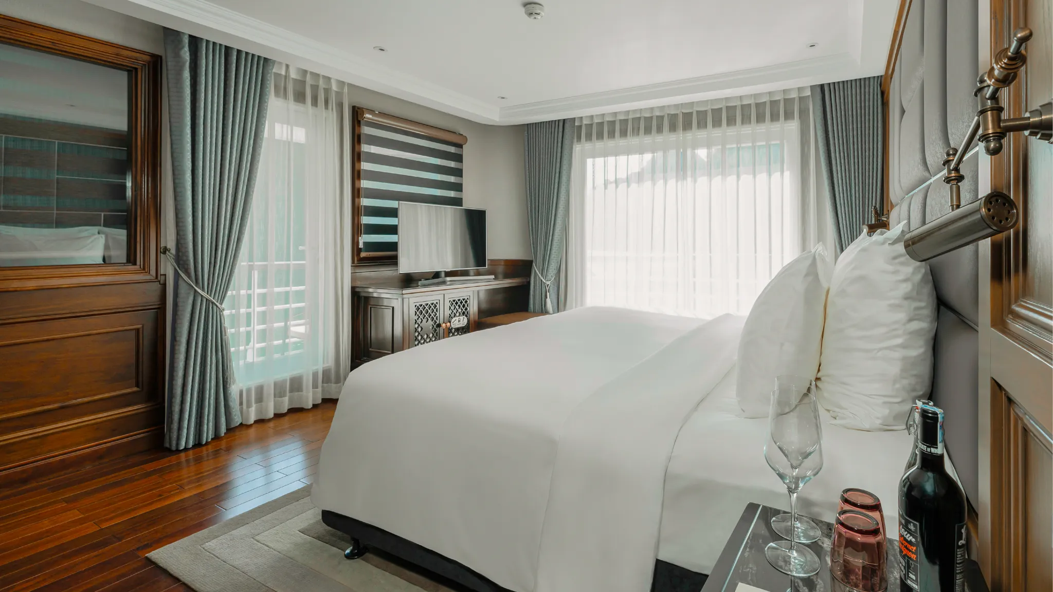 Ambassador Balcony Suites
