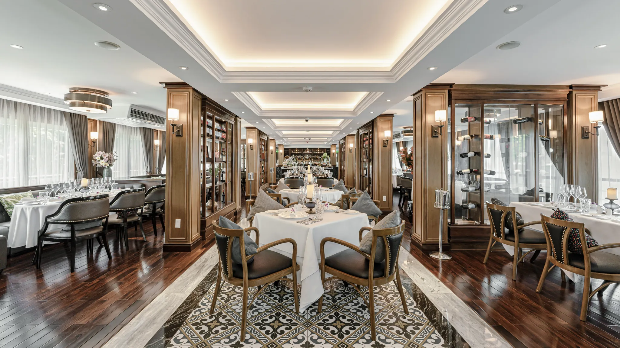 The elegance restaurant onboard