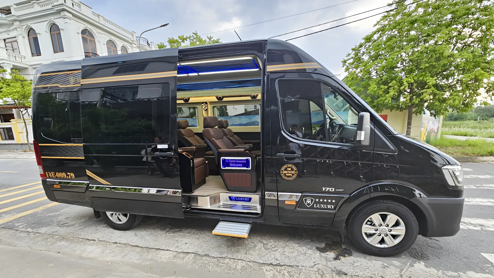 The transport for transfering service
