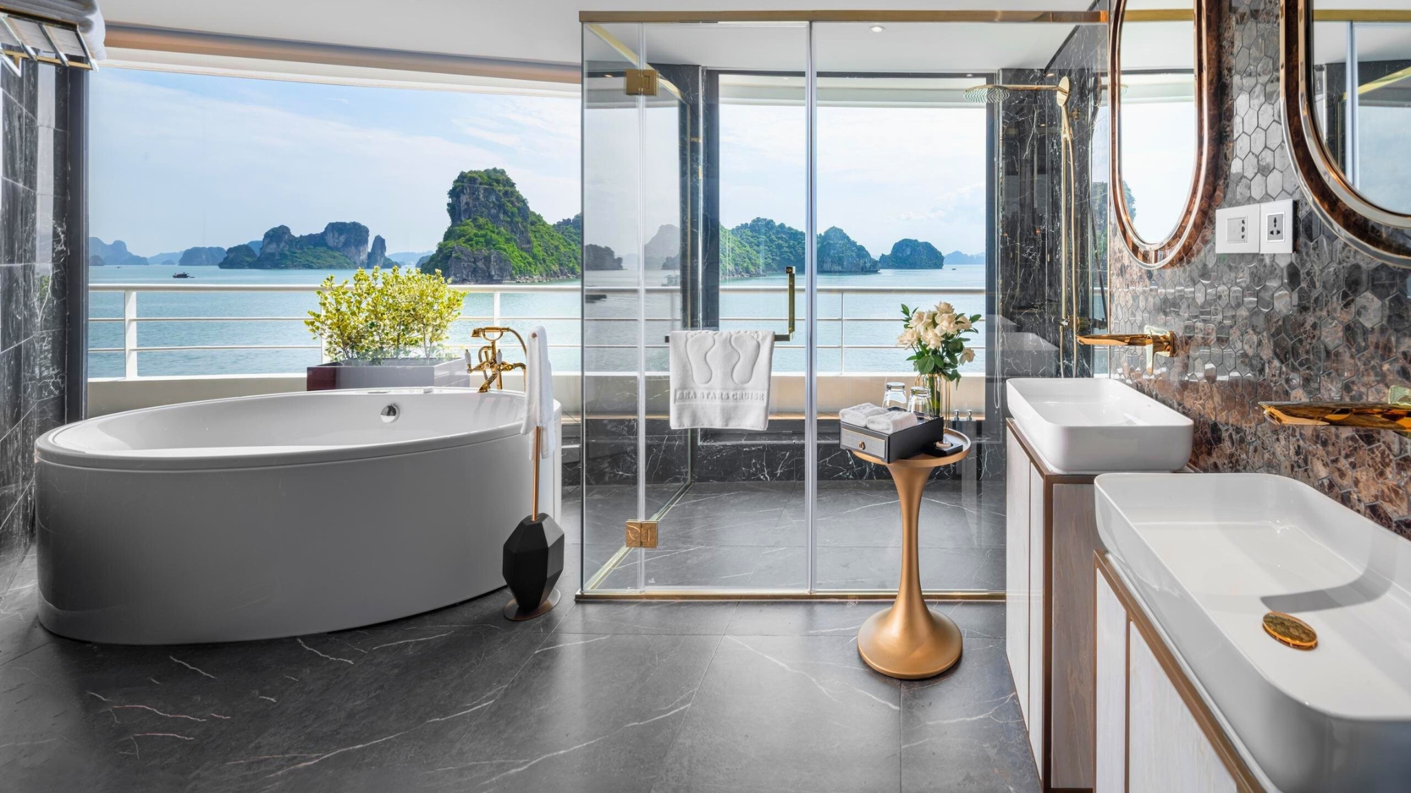 Comfortable Bathroom