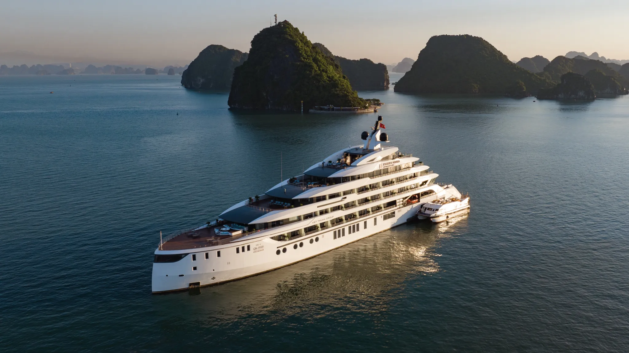 Grand Pioneers Cruise Halong Bay