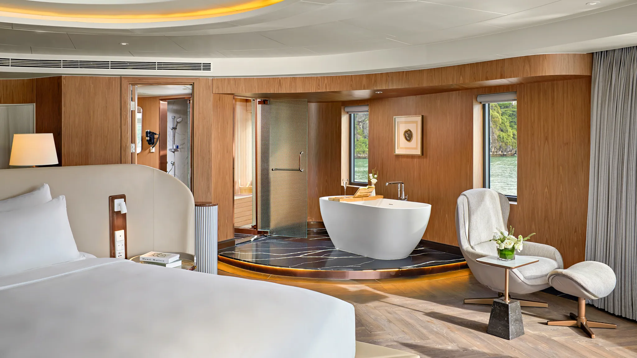 Bathtub Corner