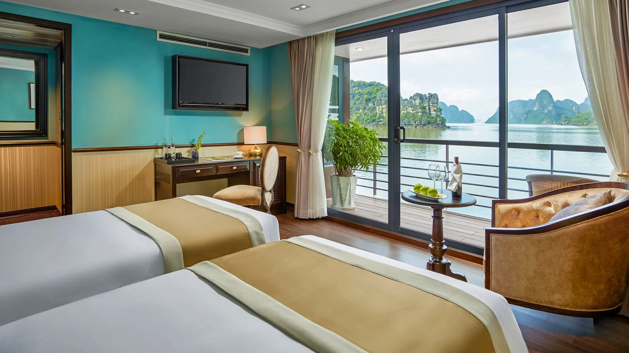 Grand view from Harmony Suite