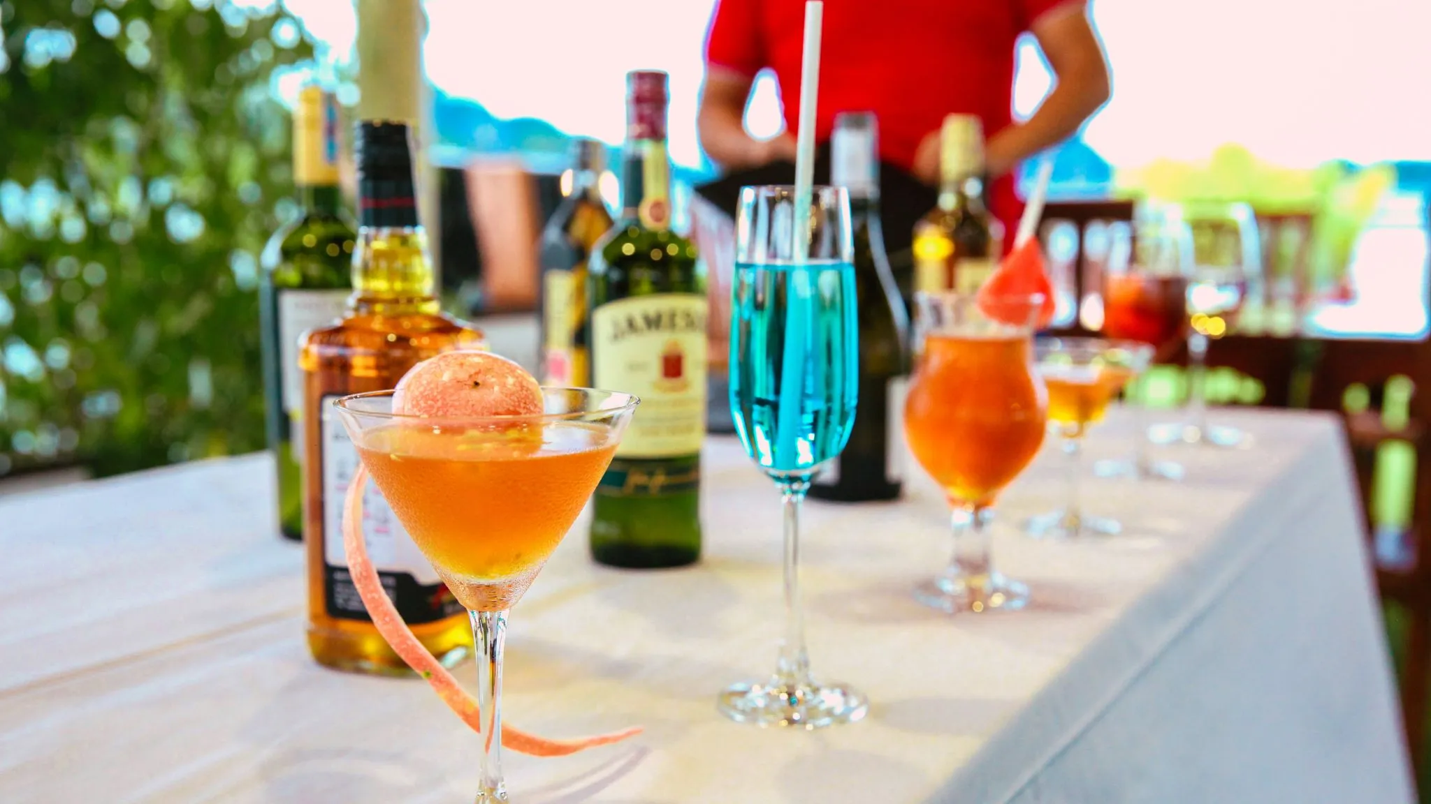 Vibrant drinks and decorations