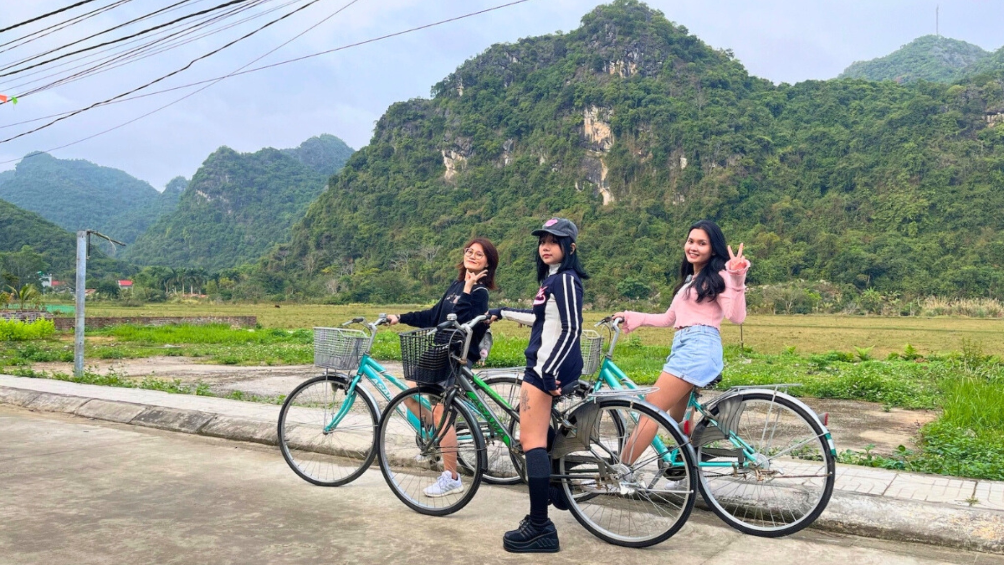Cycling with your friend in the beautiful ancient Viet Hai village