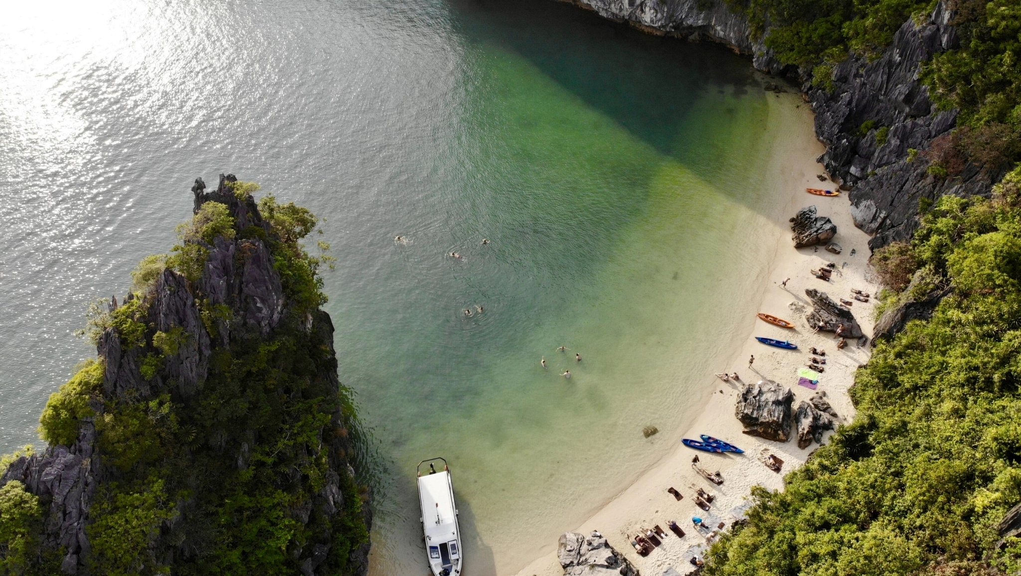 The Stunning Ba Trai Dao Islet is a serene and pretty place for water-related activities