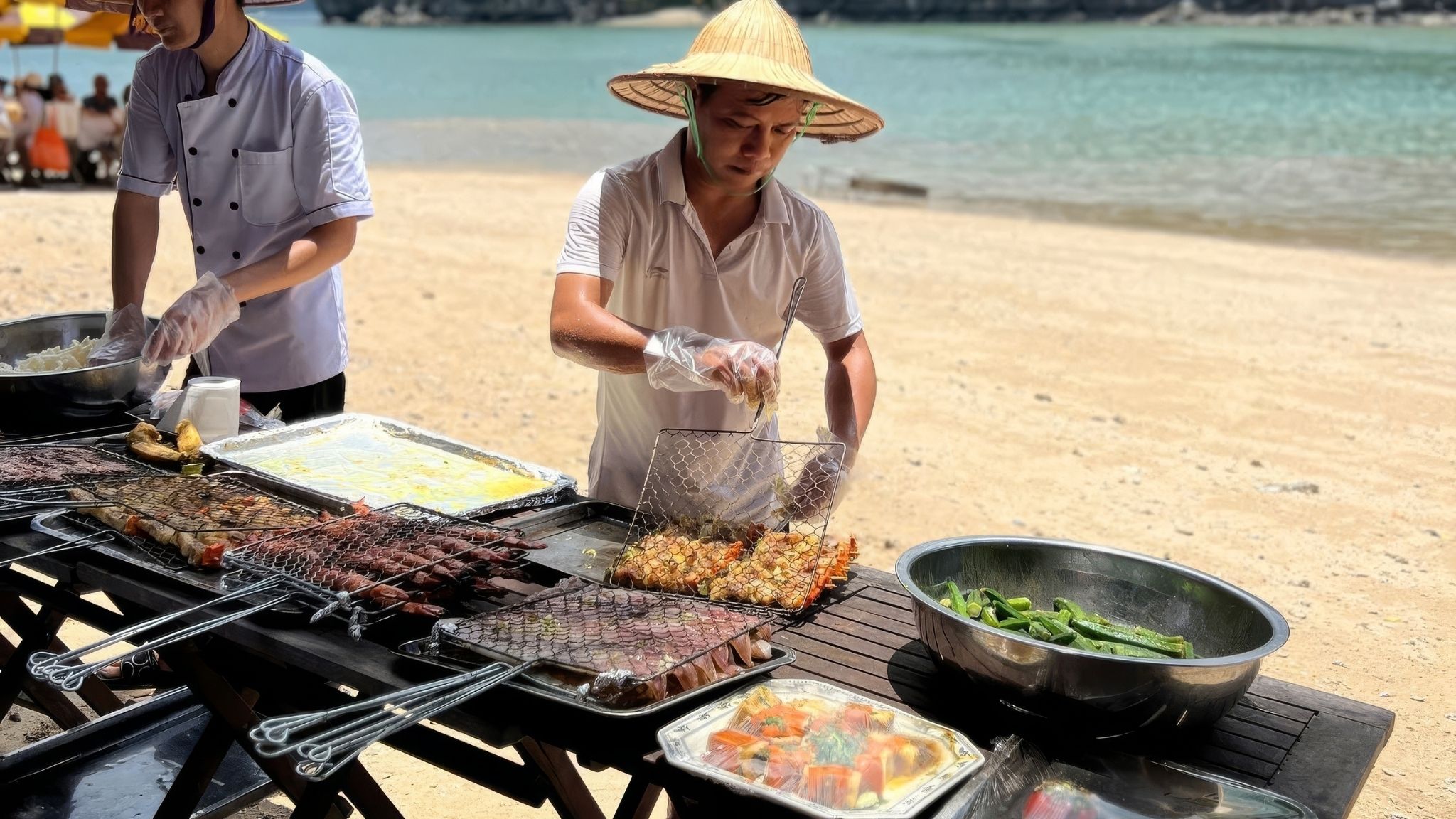 The BBQ lunch on Cong Dam Beach will give you an interesting dining experience.