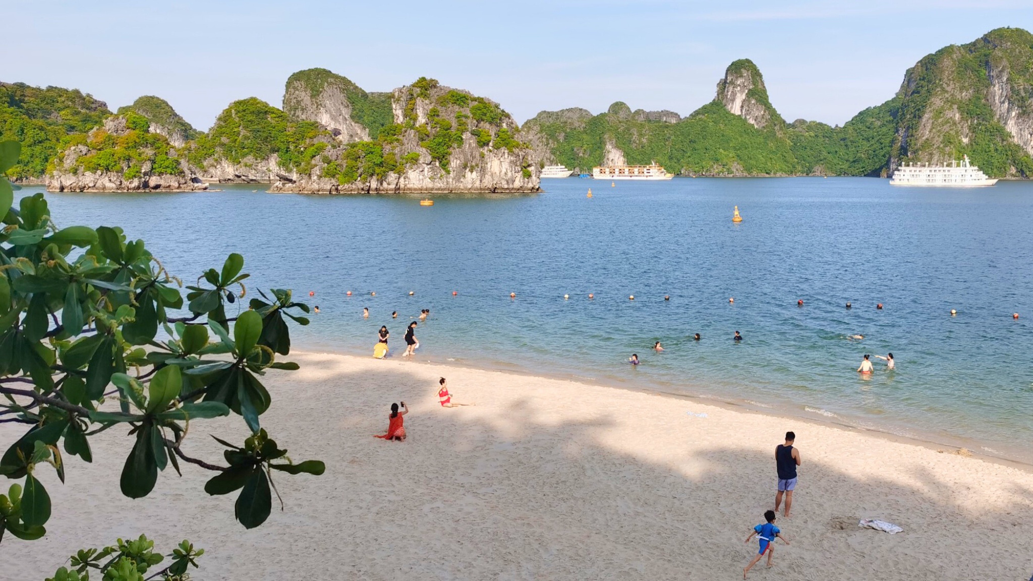 Loosen up with beach-related activities on the gorgeous Titop Island