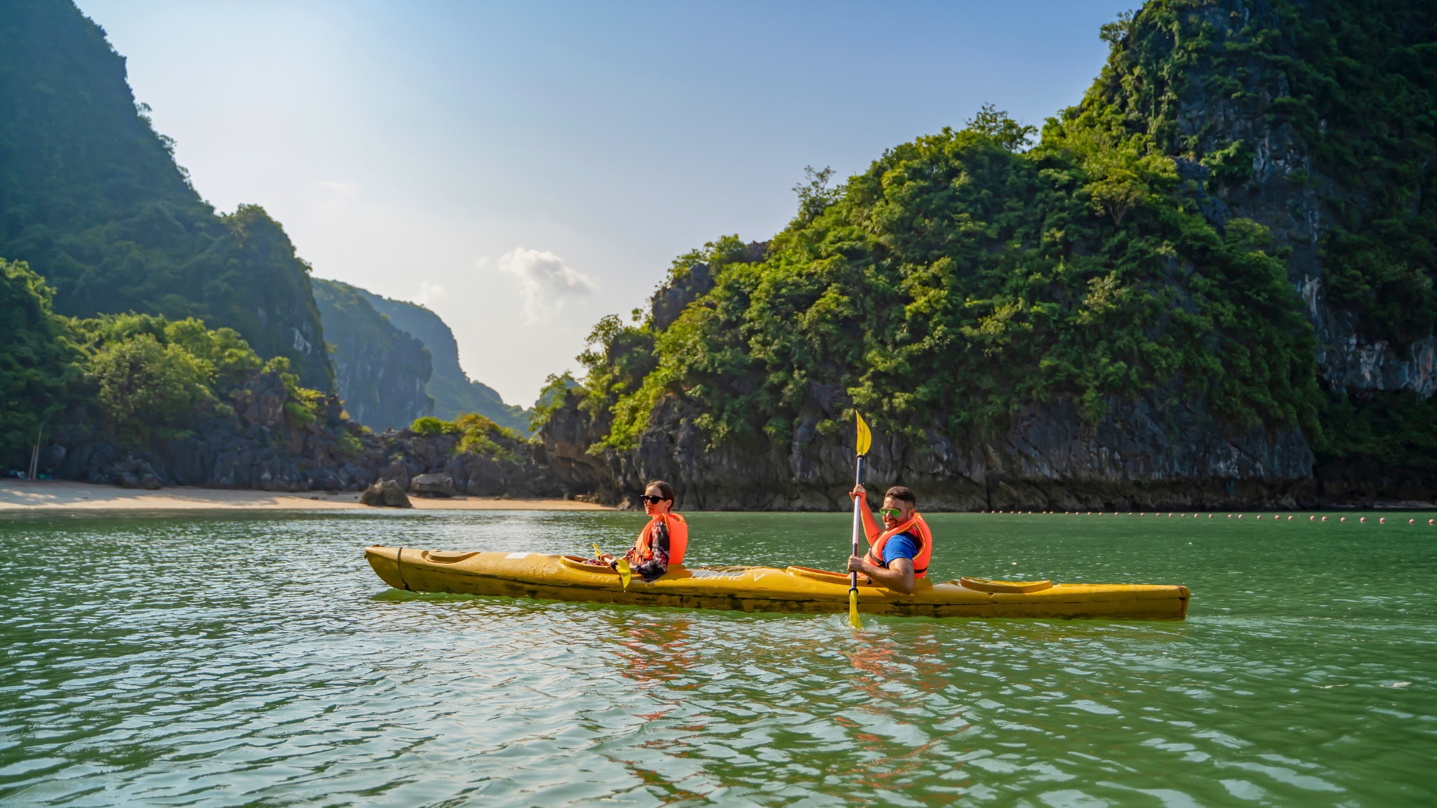 Explore the marvelous landscapes of the Luon Cave area by kayaking