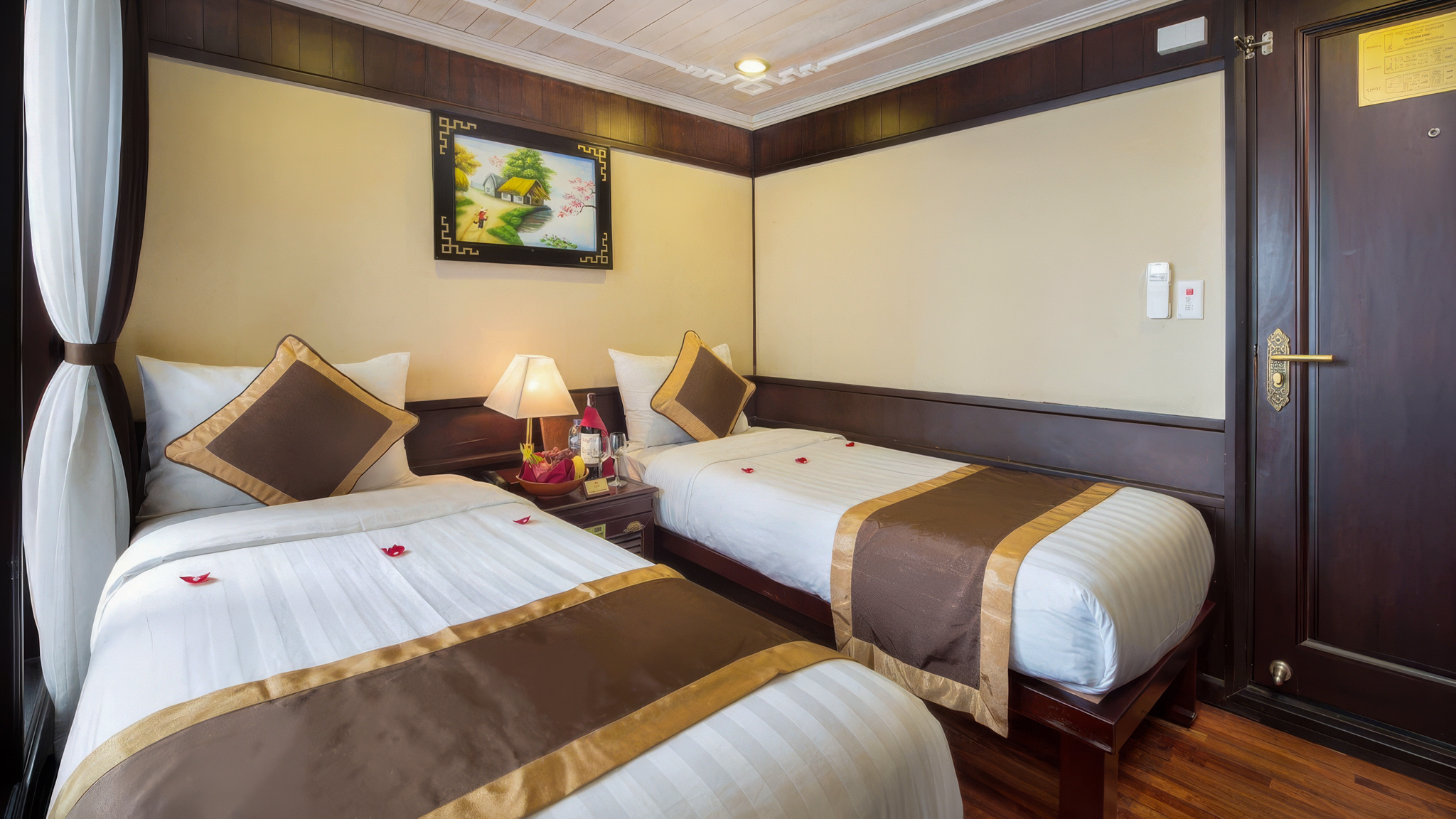 Cozy Room for overnight cruise