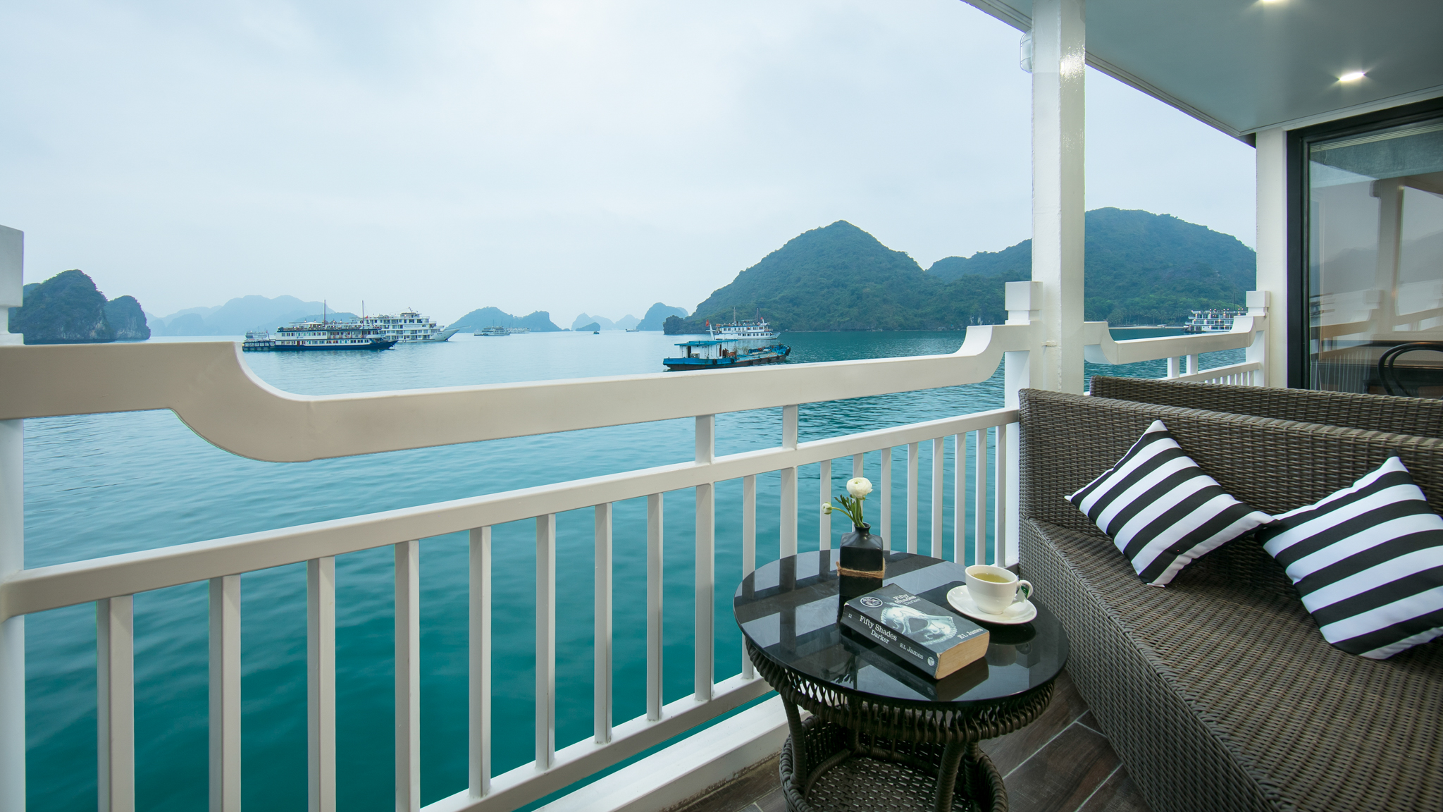 Airy Balcony to relax