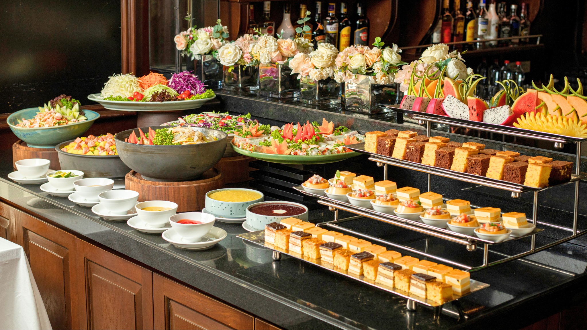 Some of the eye-catching and tasty dishes that you can enjoy during the meals